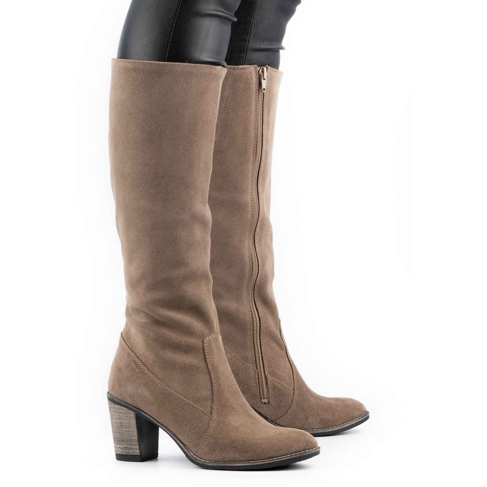 Kozačky na podpatku kožené hnědé zemité zateplené 36