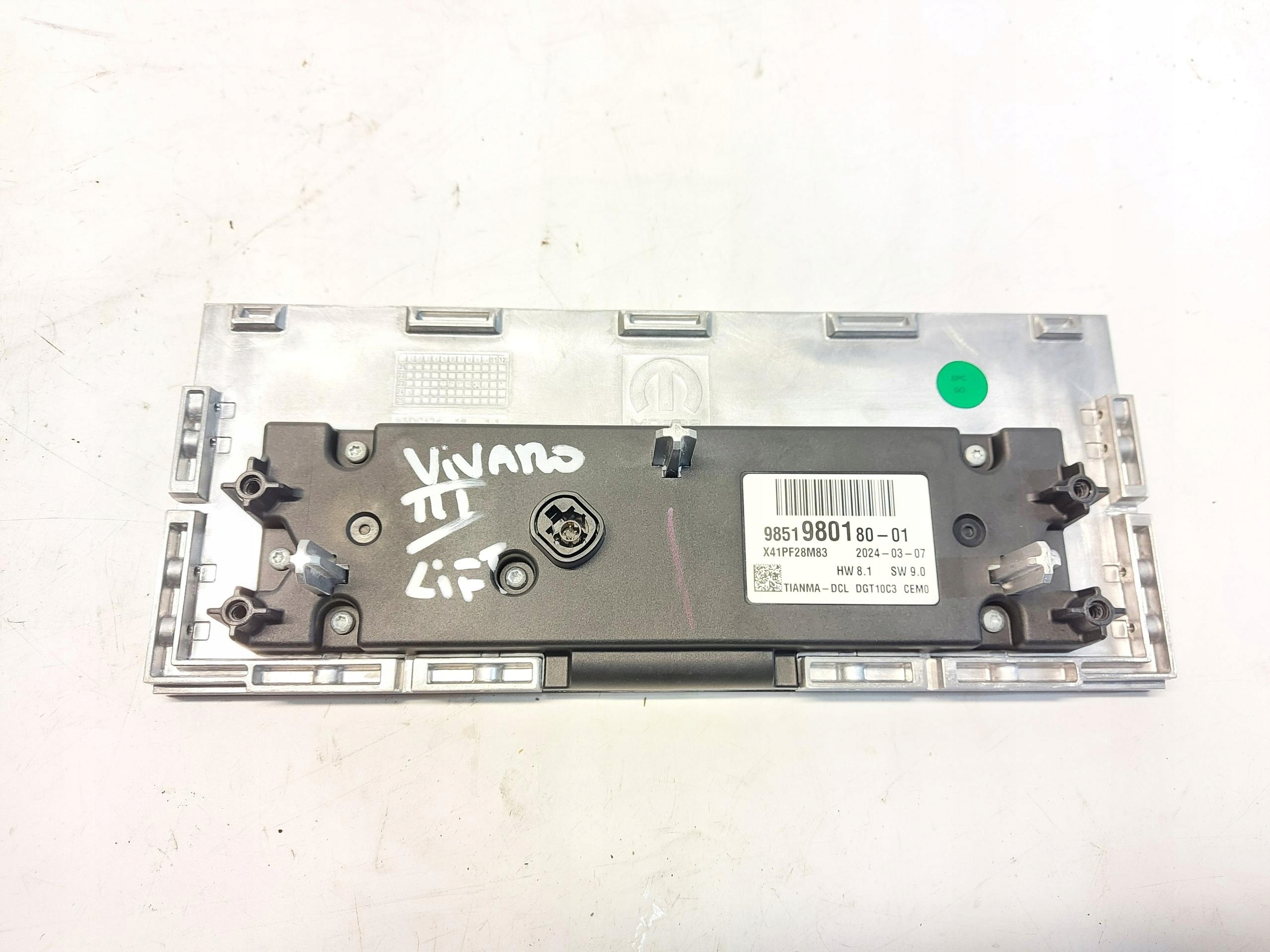 PSA Vivaro Jumpy Expert Proace displej LCD