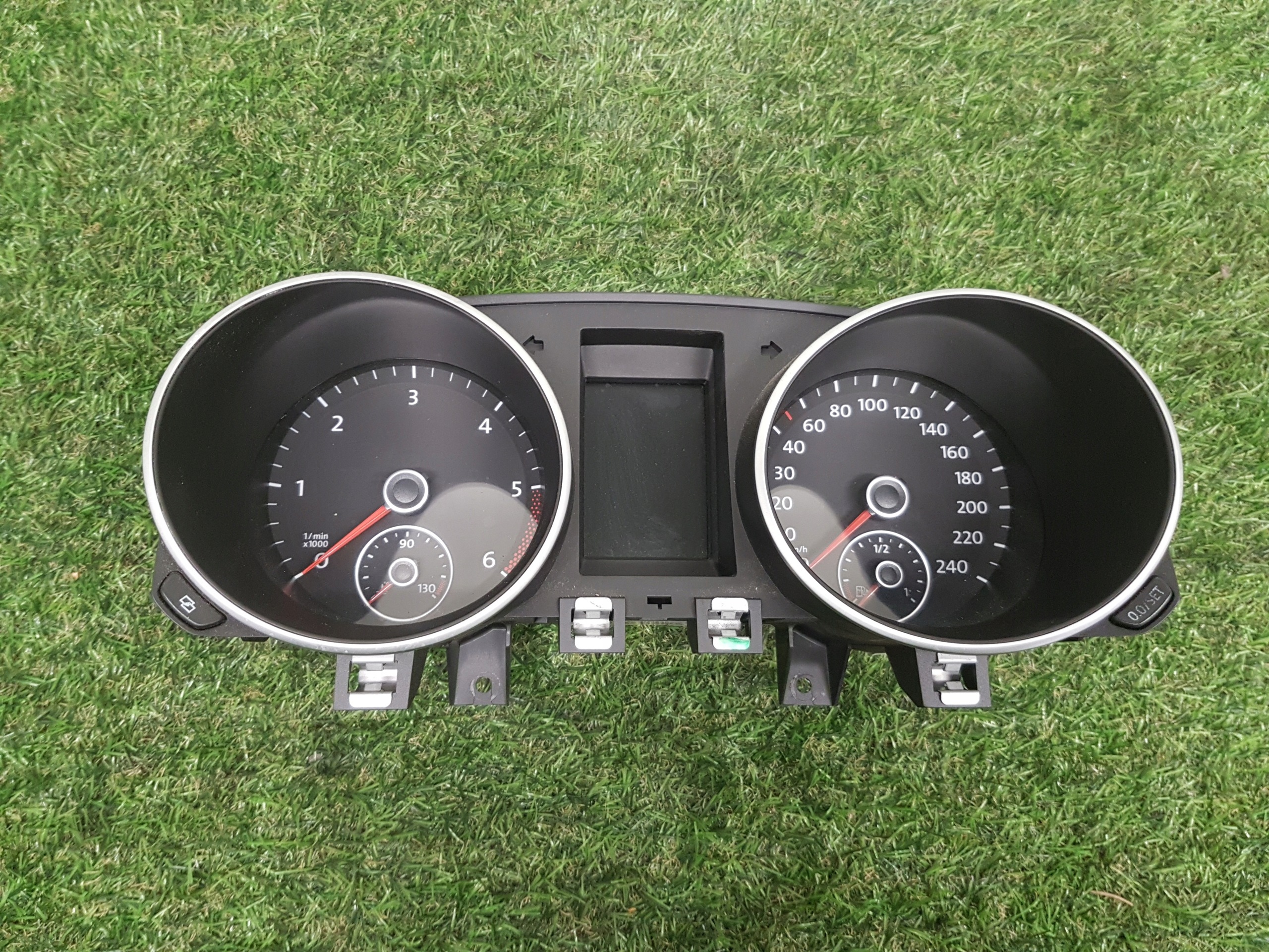 dials dials VOLKSWAGEN GOLF 6 1.6 TDI 5K0920871A