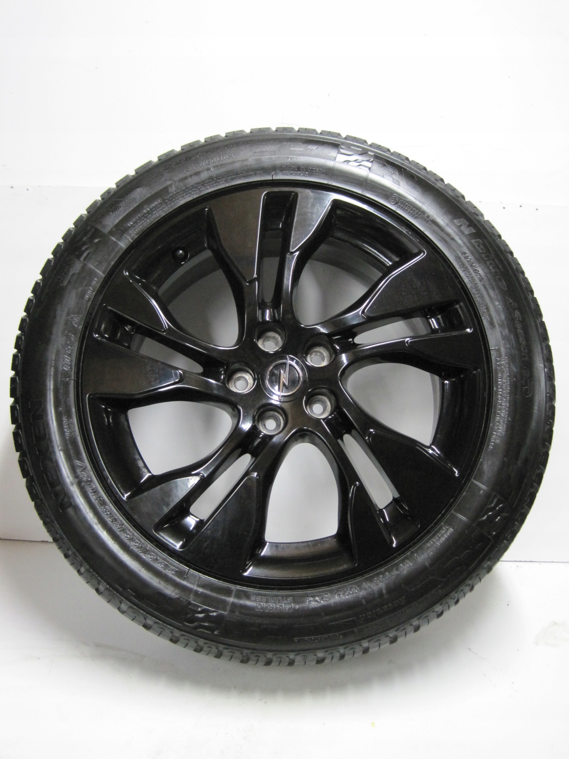 wheels discs tyres OPEL GRANDLAND X R18 M+S