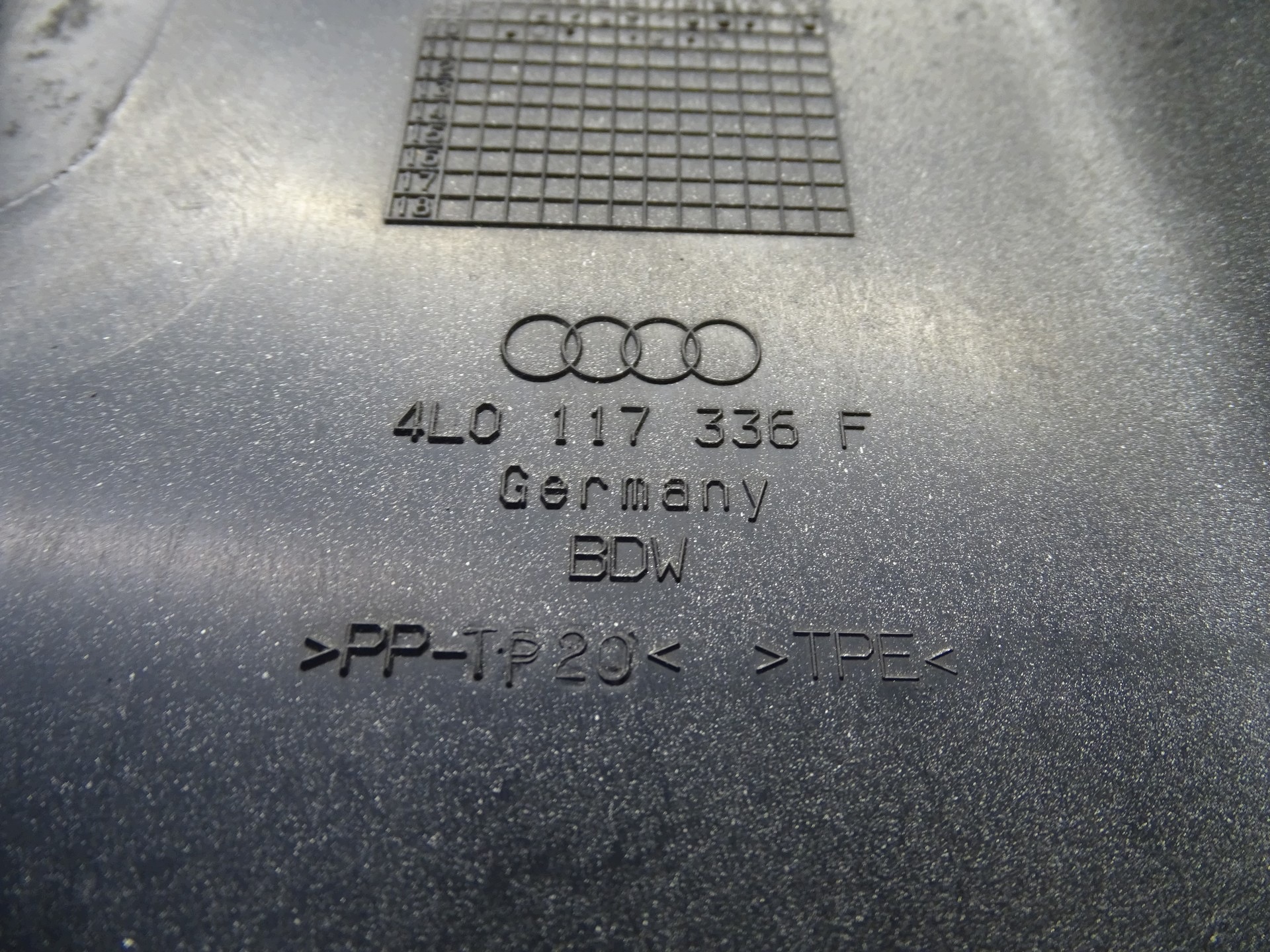luftansaugkanal AUDI Q7 4L 4L0117336F