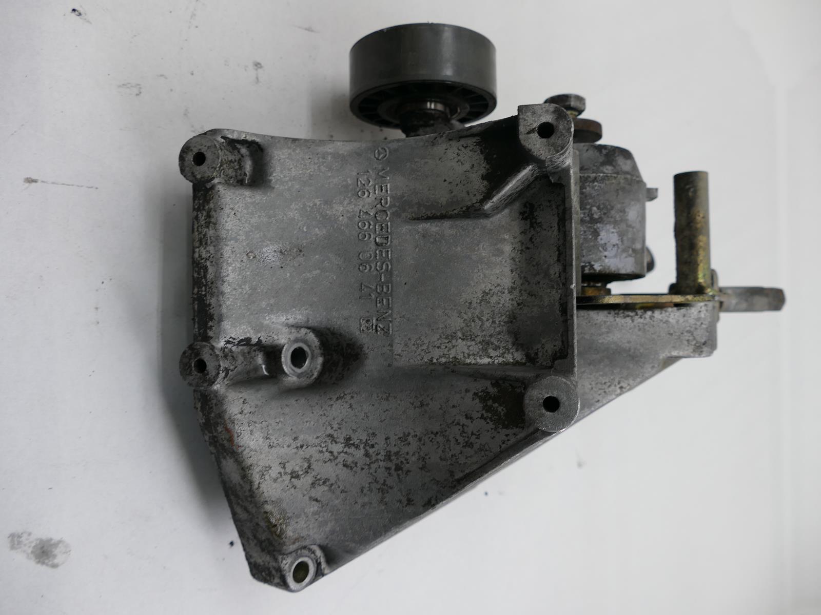 MERCEDES S W126 3.0 b support KOMPRESORA holder 1264660641