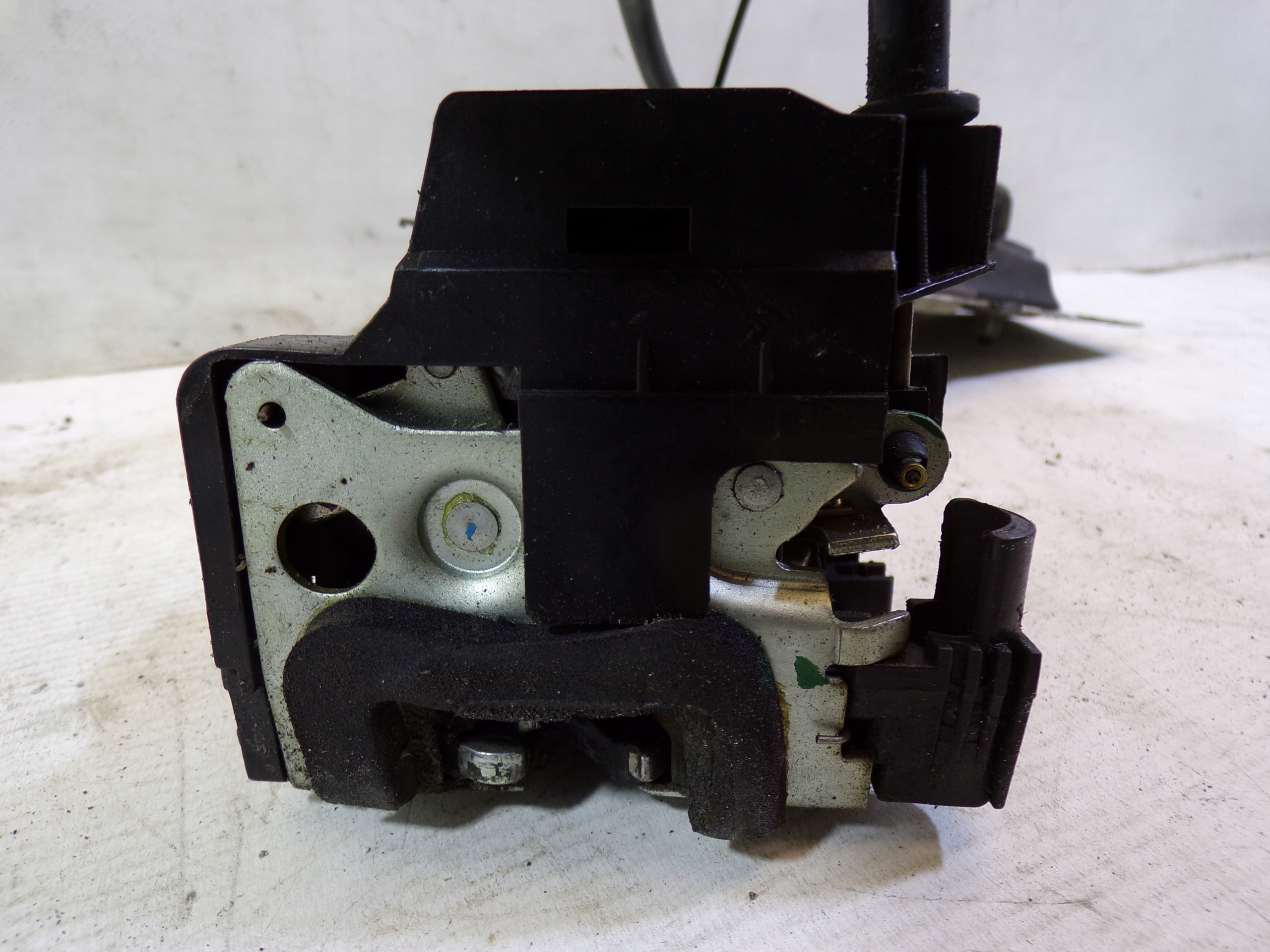 lock handles door left front of left front FIAT DOBLO 1 and