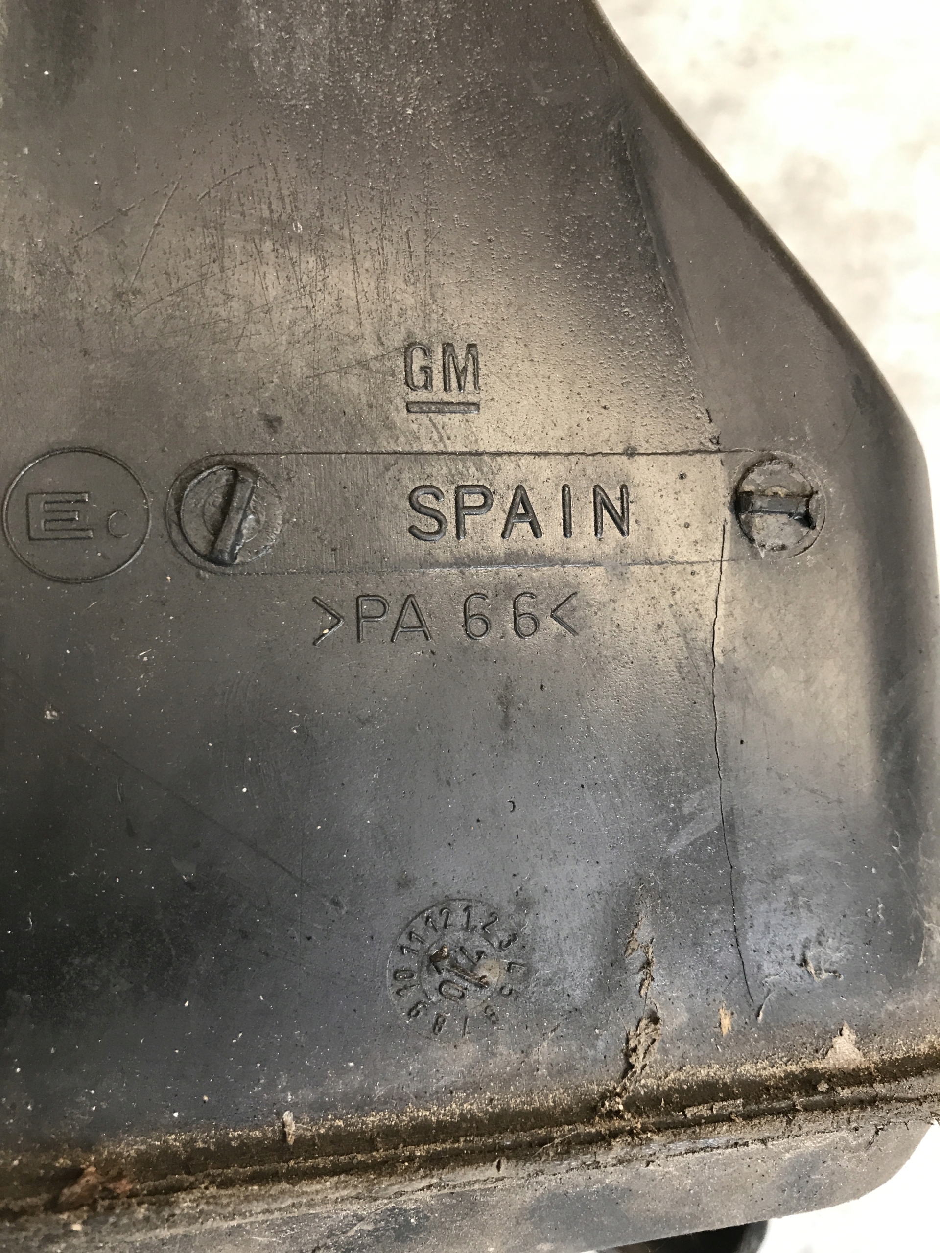 Szénszűrő OPEL TIGRA B