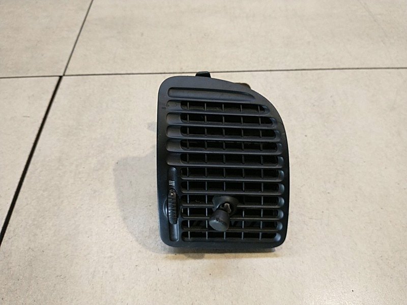 grid air conditioning devices right SAAB 93 2.2 TID 12789735
