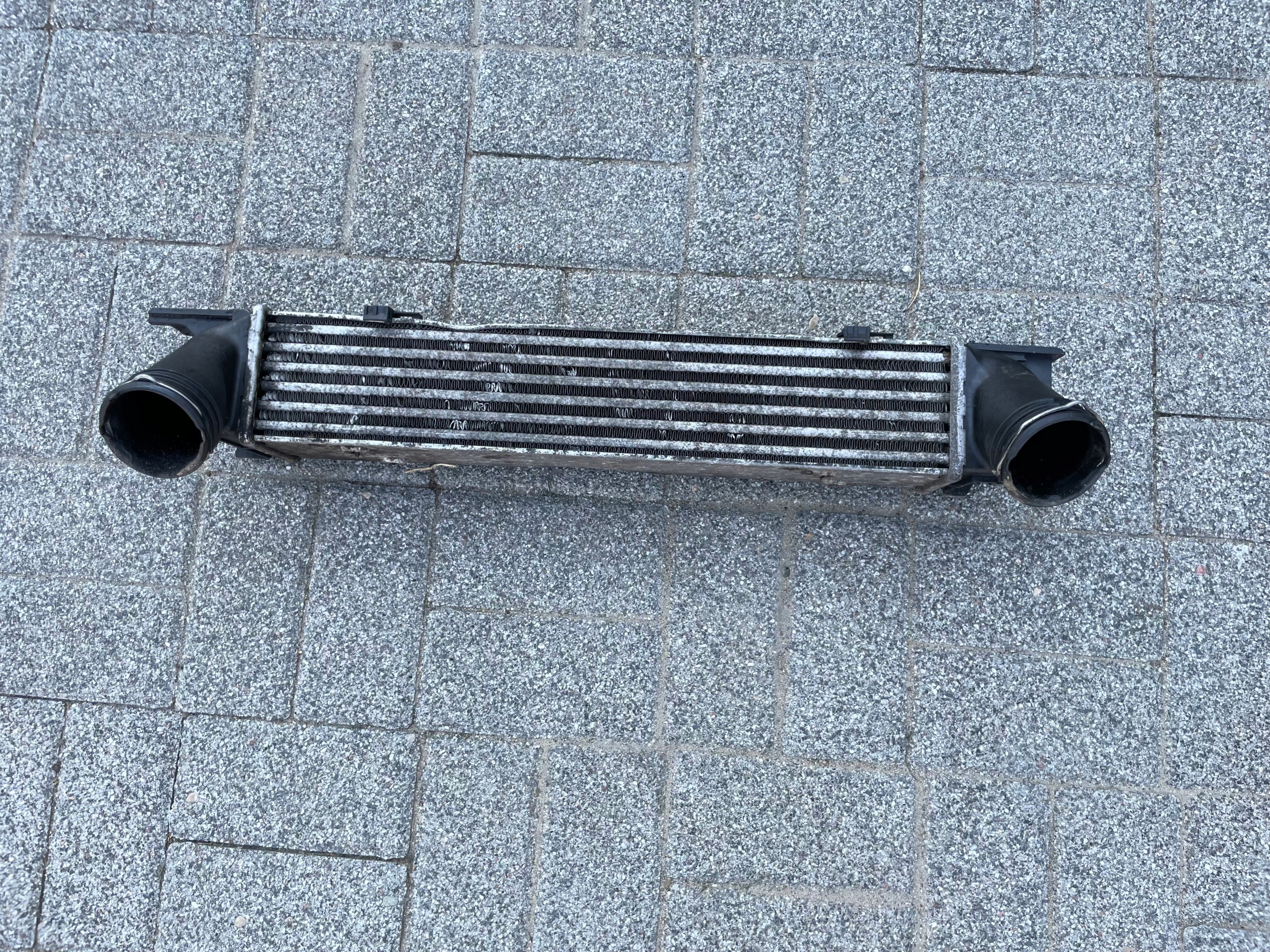 Radiateur / refroidisseur Intercooler BMW X1 E84 E87 E90 E91 2.0D 3093796