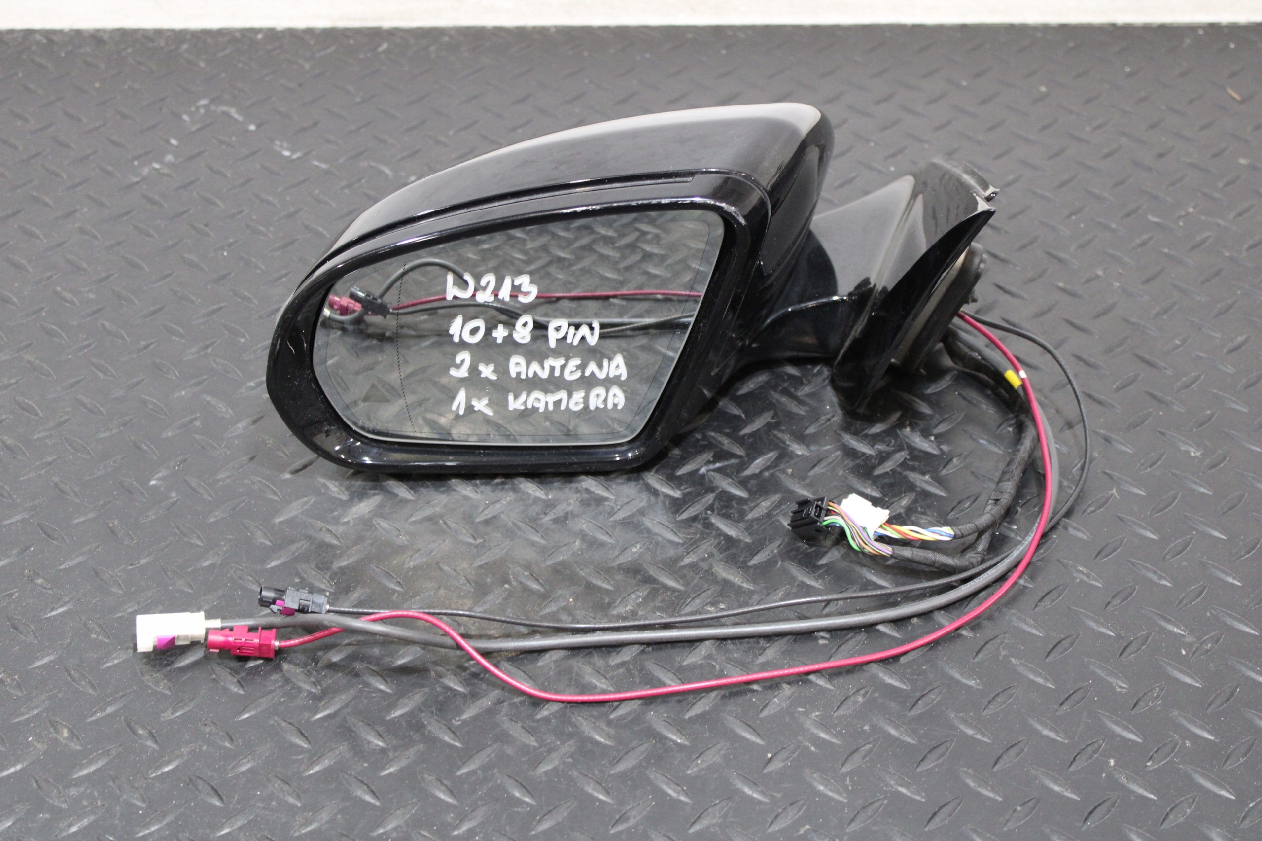 LUSTERKO LEWE 18 PINÓW 2X ANTENA 1X KAMERA MERCEDES E-KLASA W213 AMG