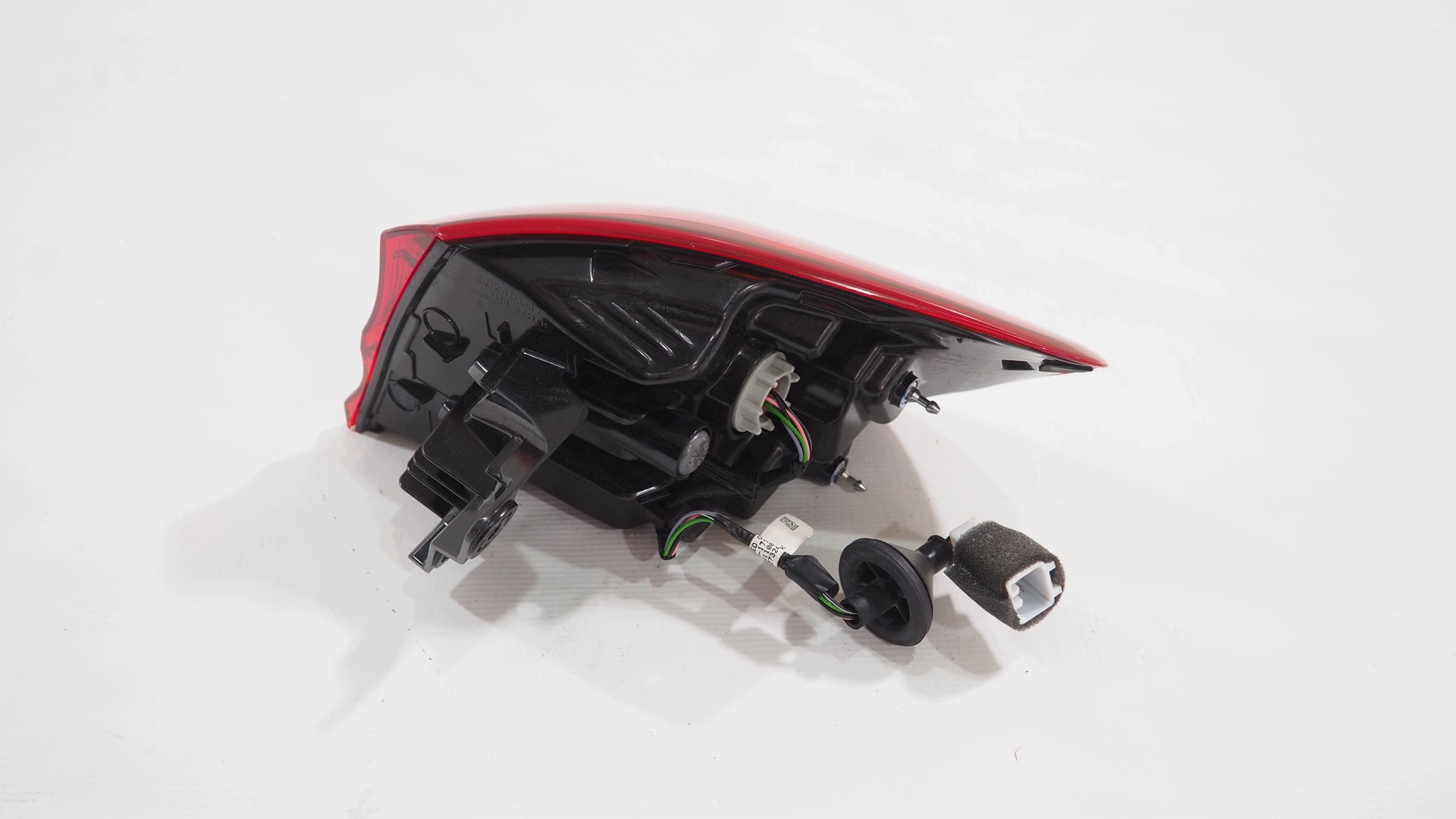 Kia Ceed III Kombi light LED left rear part 92401-J7150