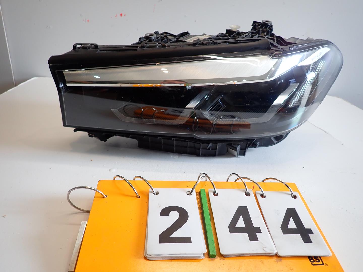 light front front left BMW 5 G30 G31 LIFT 2020- FULL LED 5A26FA3-02