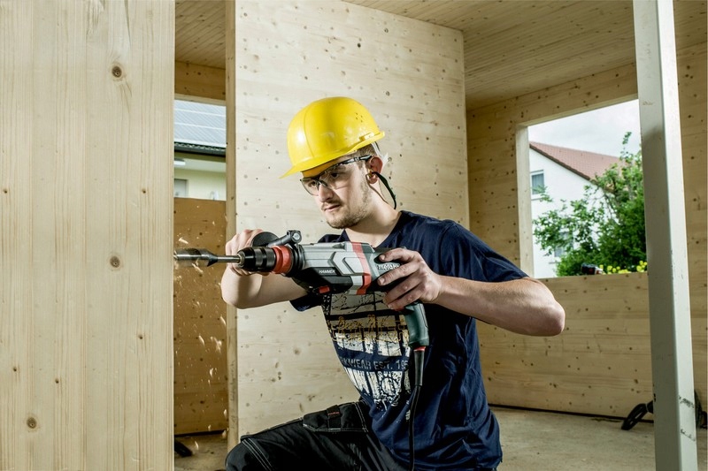 M?otová Vrtačka Sds+ S Podkováním A Vyměnitelným Držákem Vrtačky