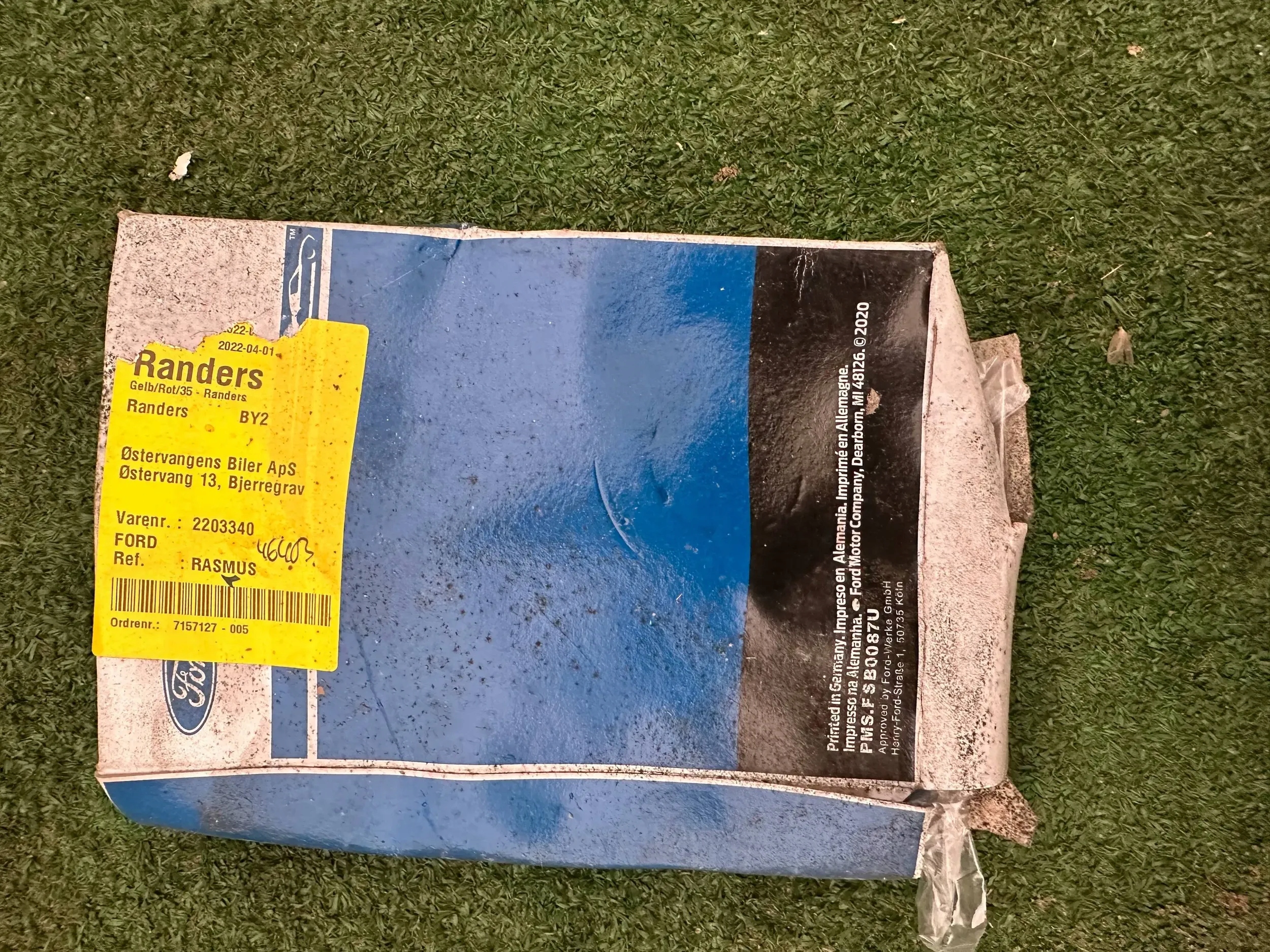 Ford Transit mk8 14- Nowa oryginalna klapka wlewu paliwa 2203340