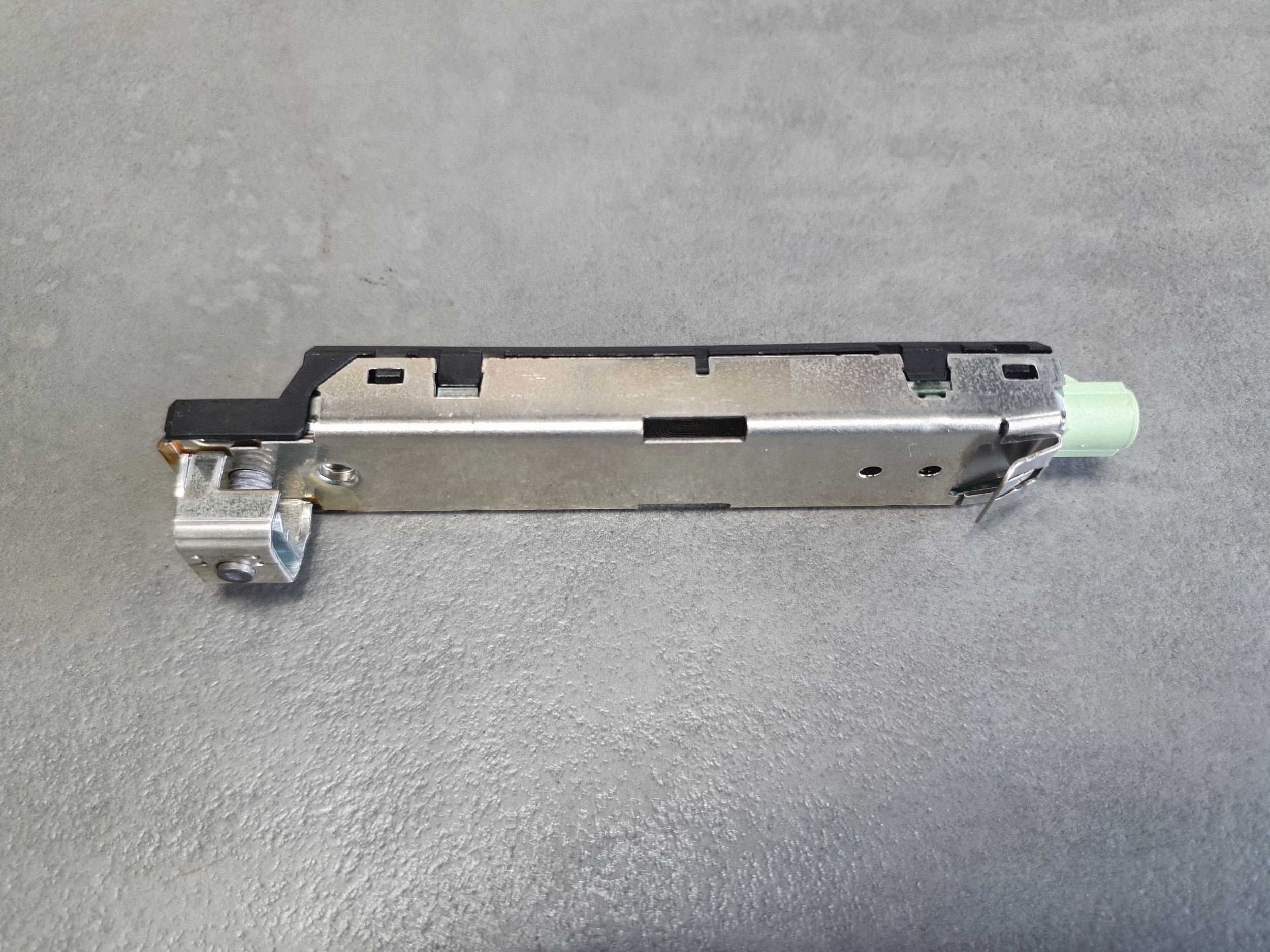 Audi A3 8Y antenna amplifier 8Y4035225M