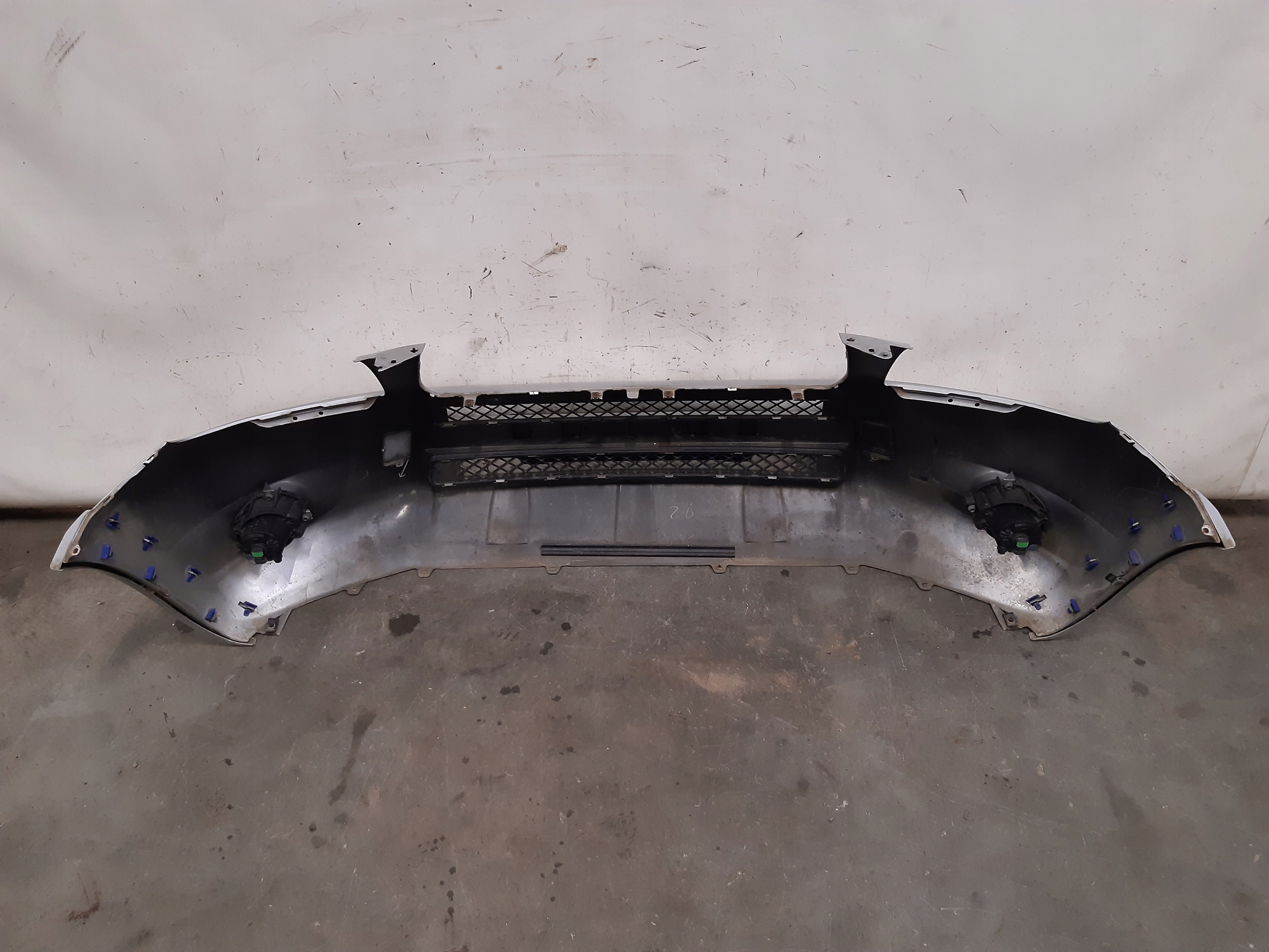 bumper front 1F7 Toyota RAV4