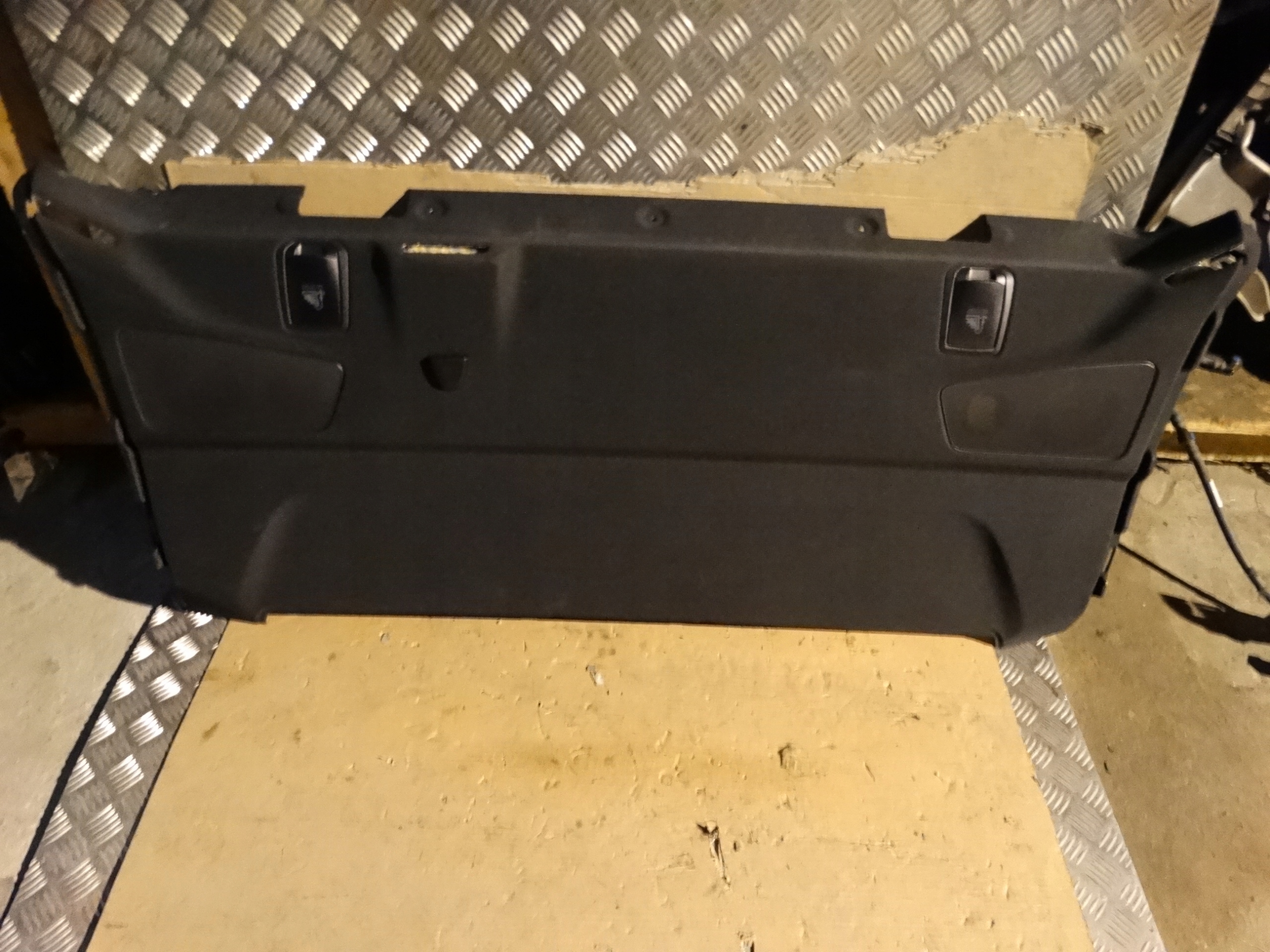 IDEALNA KPL. plato rear BMW G30 1