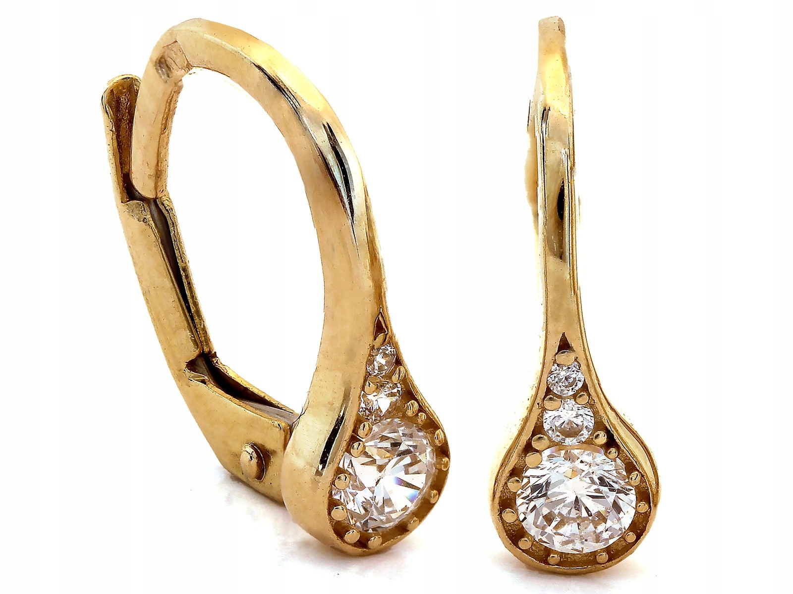 Zlaté náušnice o velikosti 585 14k se zirkony, váha 2.03 g, lesklý povrch