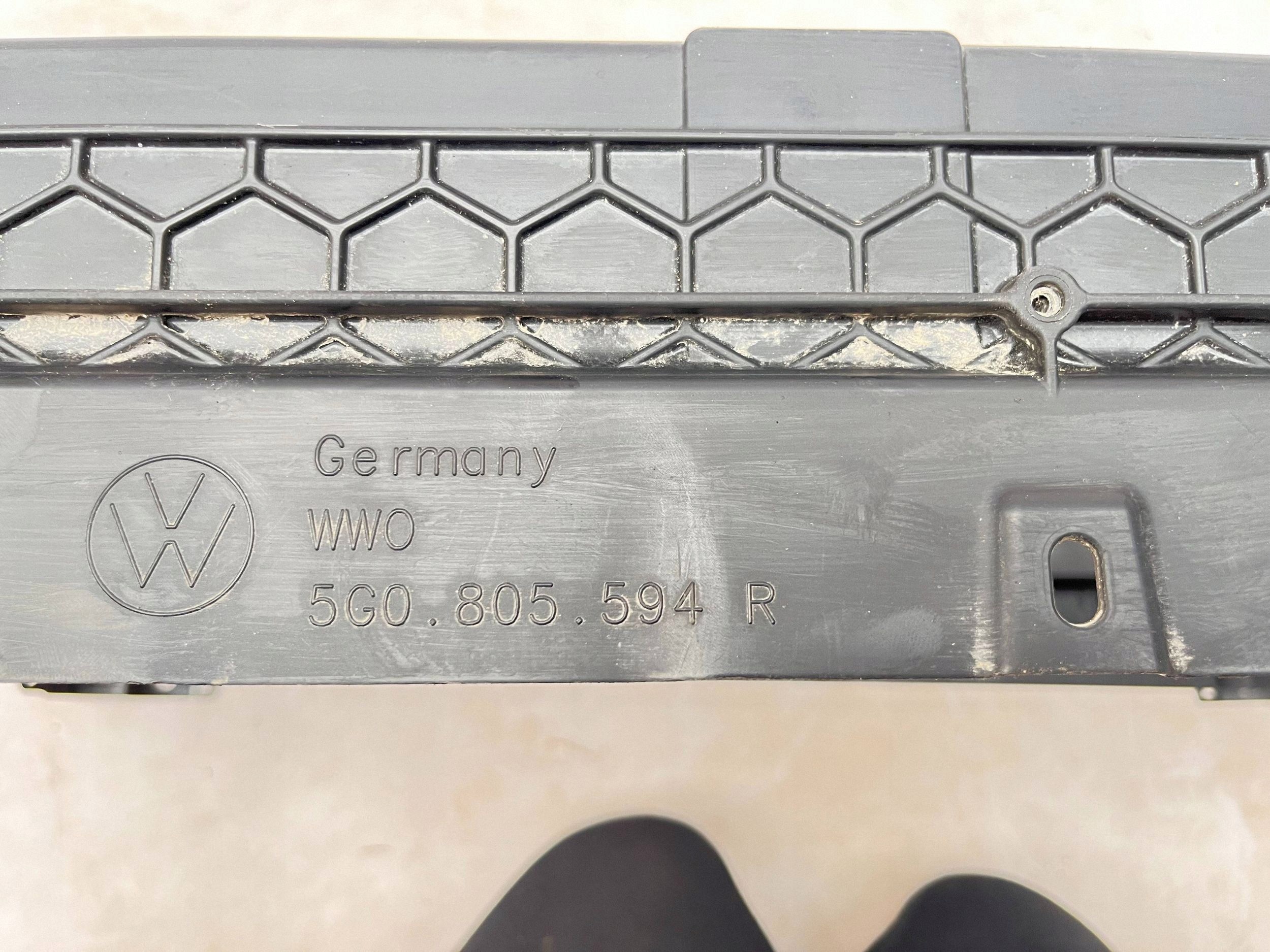 support panel for radiators pillar CALE original VOLKSWAGEN GOLF VII 5G0805594R
