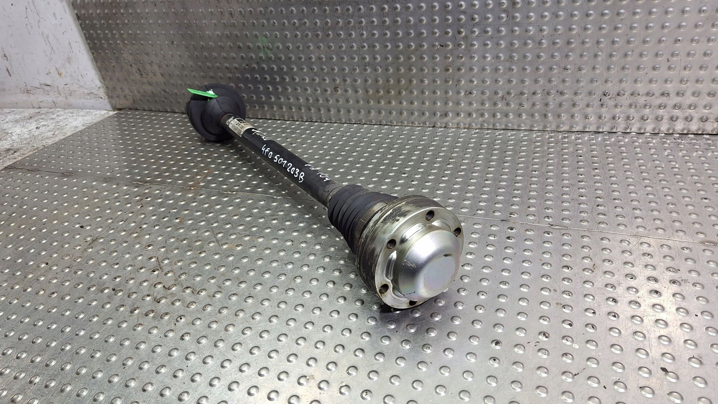 semi-axis left right rear part 4F0501203B AUDI A6 C6 3.0TDI QUATTRO