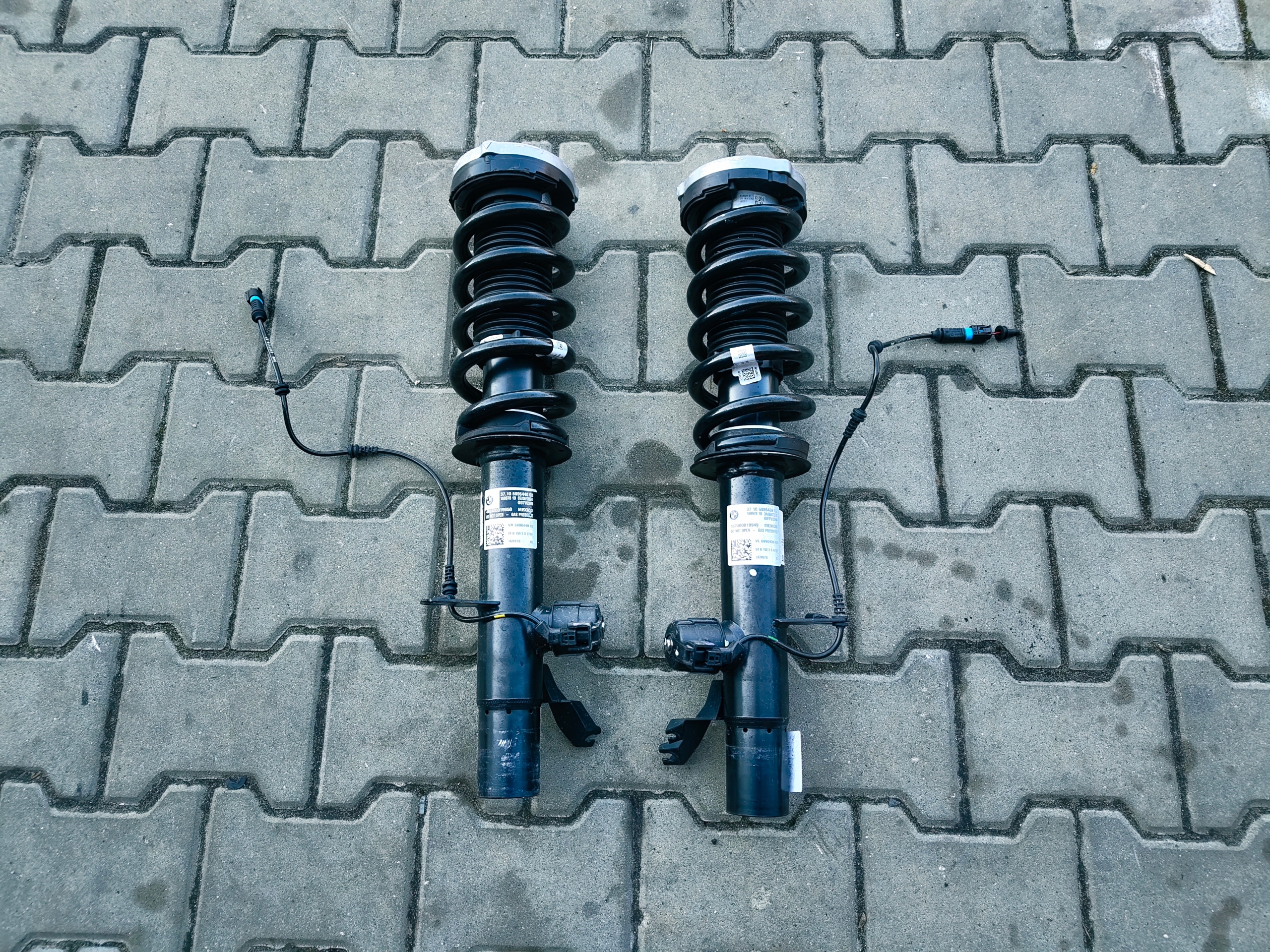 BMW X5 G05 shock absorber front right left 6896440 6896439