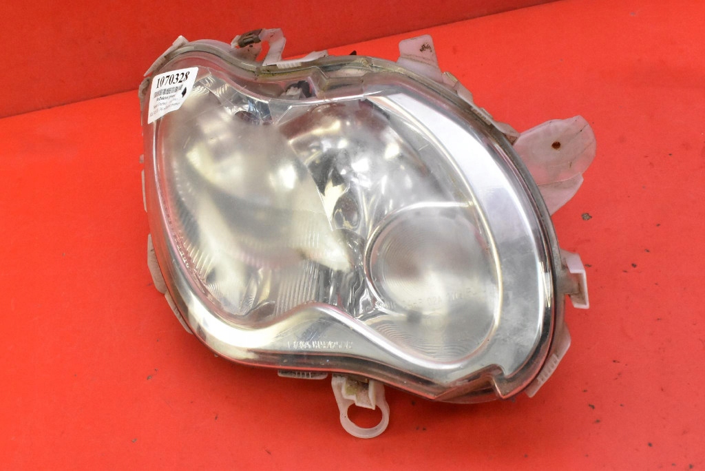 REFLEKTOR right light front EU 0301169202 SMART FORTWO 00-07