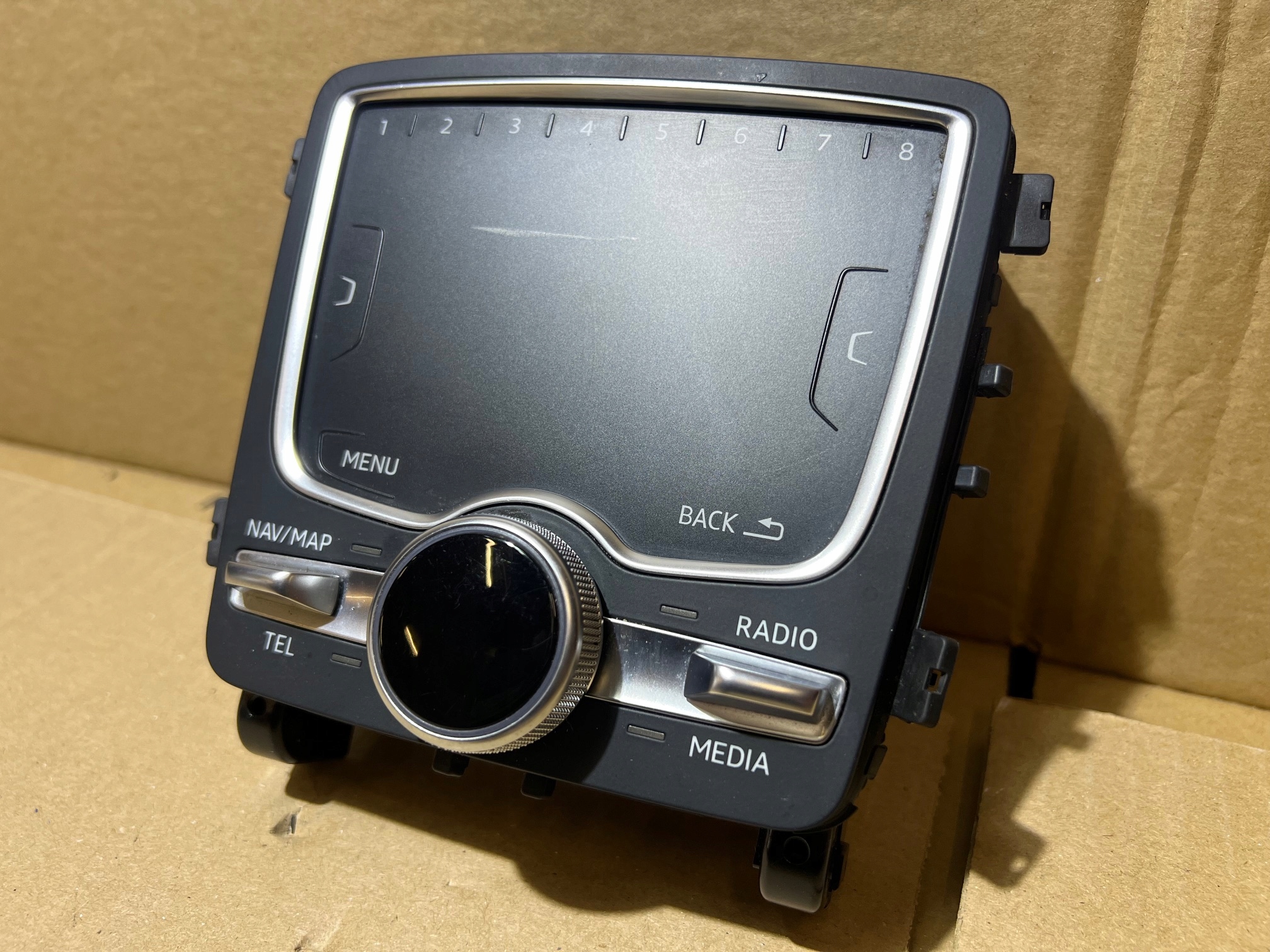 AUDI Q5 80A PANEL DOTYKOWY TOUCHPAD prekidača MMI 80A919615