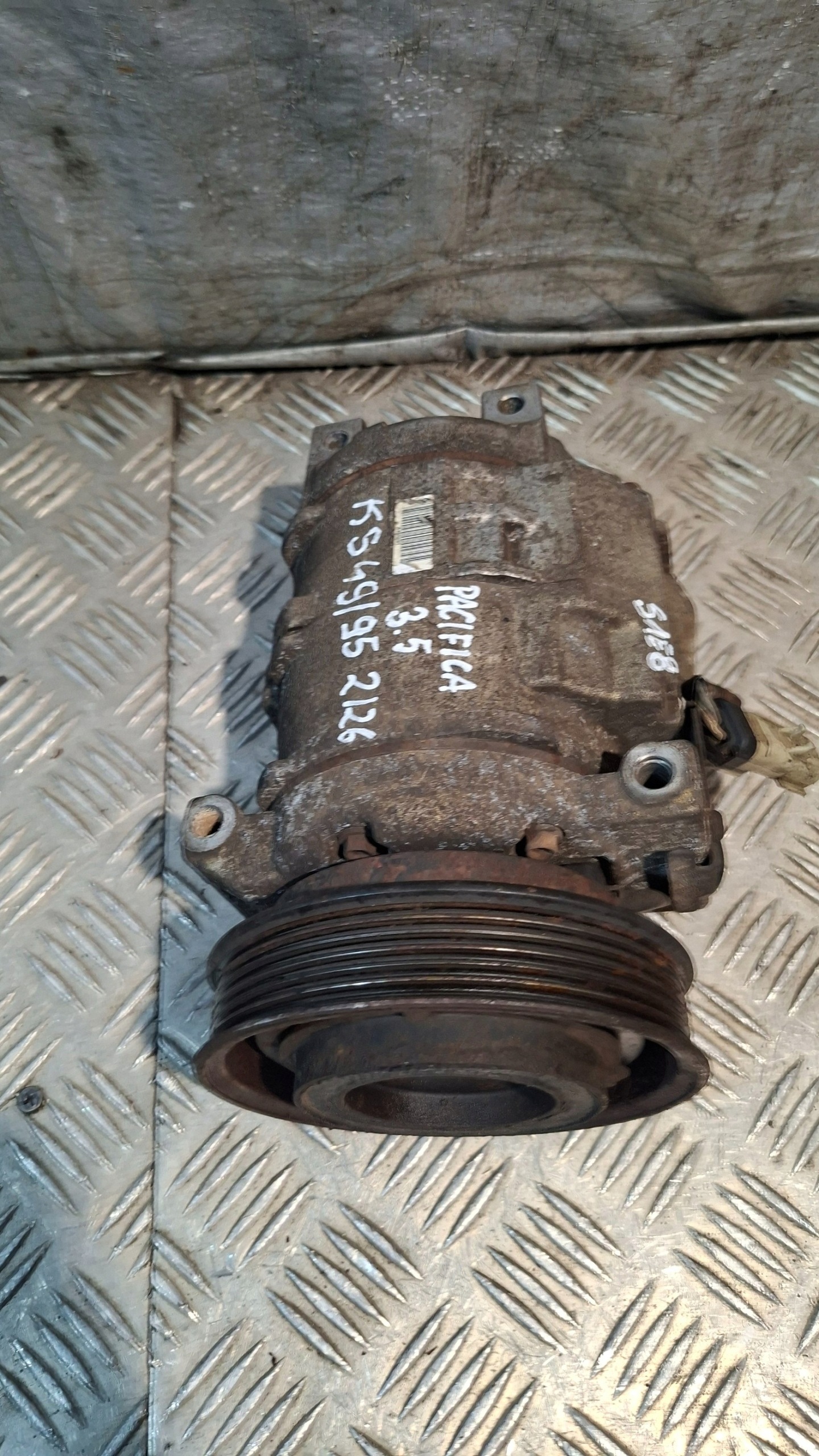 Compresseur Climatisateur air conditionné CHRYSLER PACIFICA 3.5