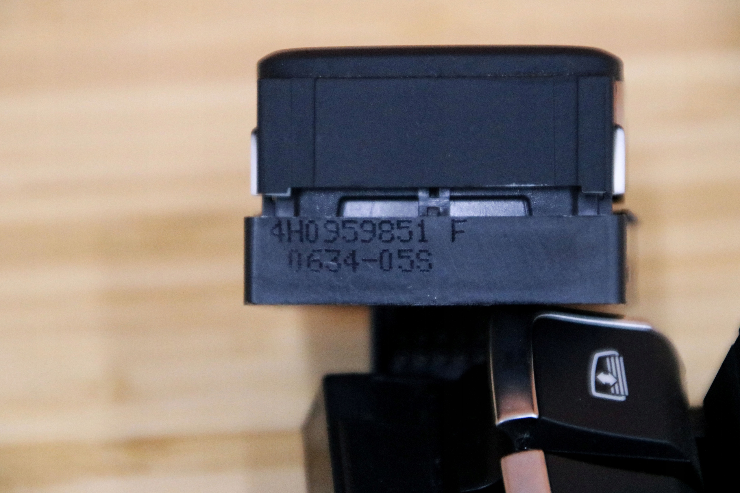 AUDI A8 D4 switch switch ROLETY windows rear part 4H0959851F