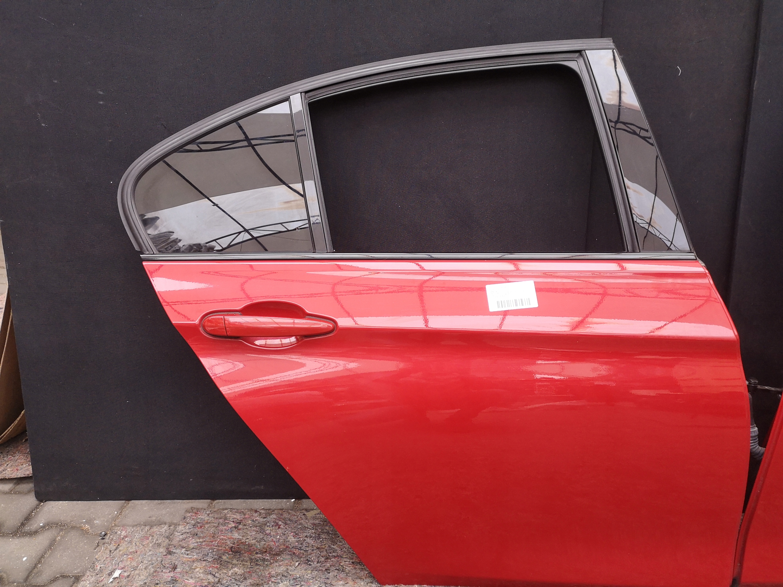 DRZWI PRAWY TYŁ BMW F30 A75 MELBOURNE ROT