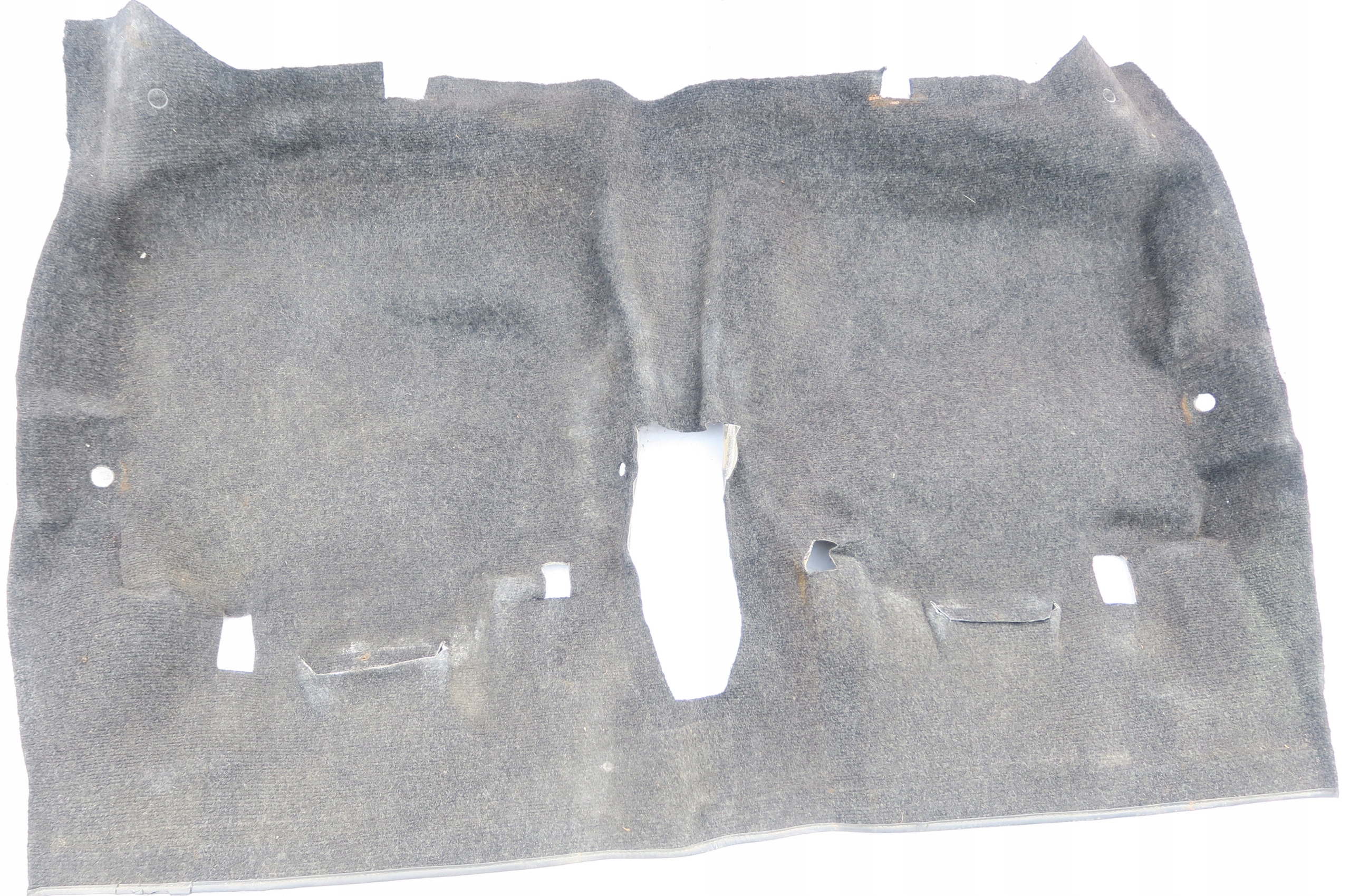 DYWAN PODŁOGI TYŁ CZARNY VOLVO 200 240 244 245 260