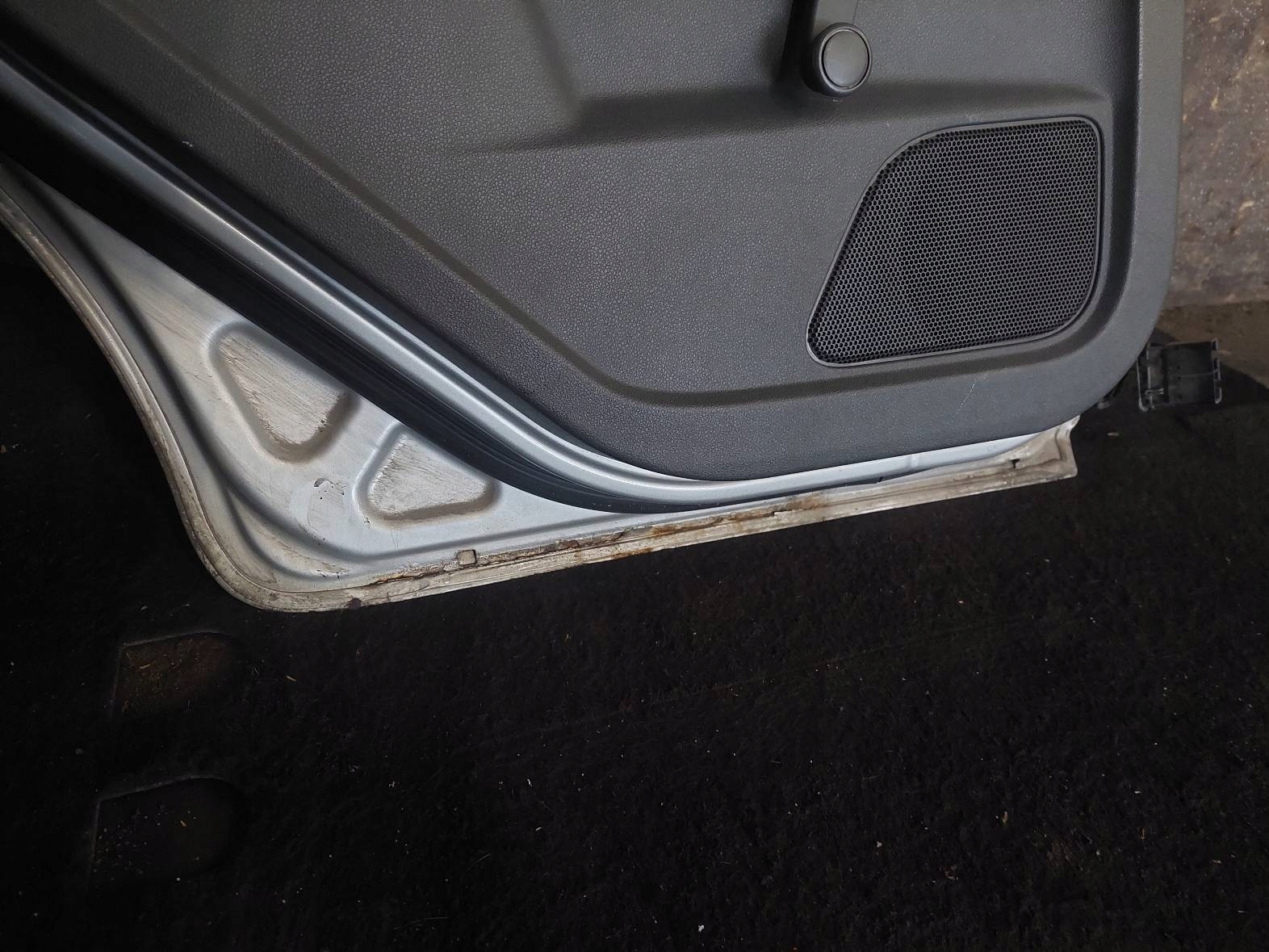 door complete left rear part FORD FOCUS MK2 03 HB 5D