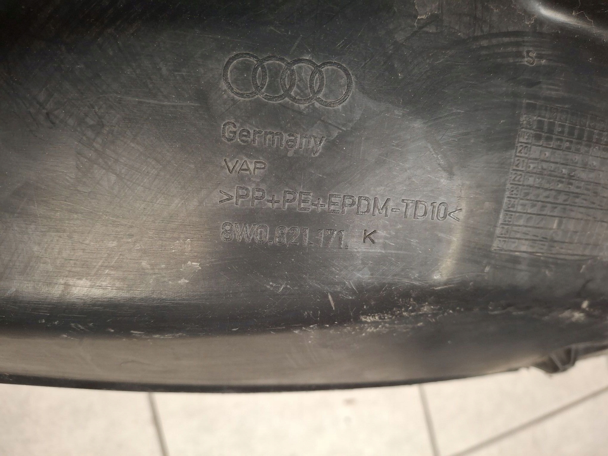 radschale vorne links AUDI A4 B9 LIFT 2019R->