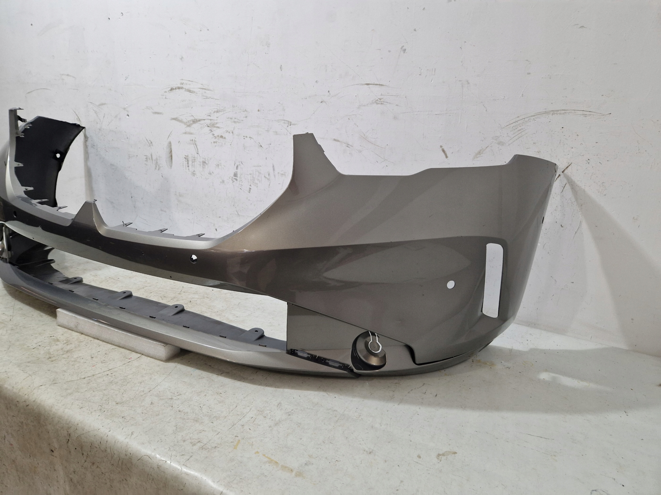 * BMW 5 G60 G61 9883904 bumper front front ZWYKLY 9883904