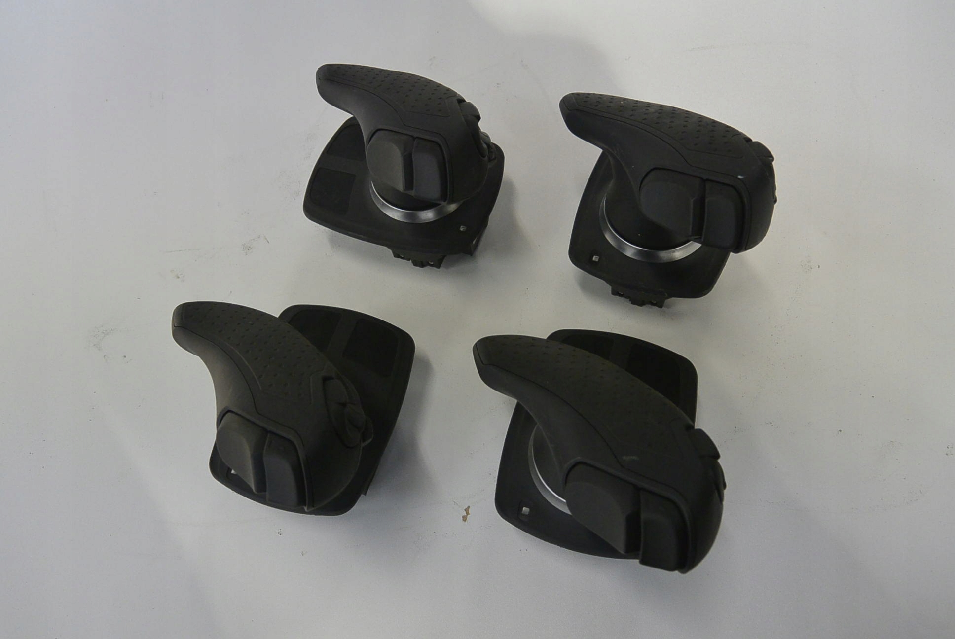 8409324 - ДЖОЙСТИК ДЖОЙСТИК ВСЕ ЕЩЕ ВИЛОЧНОГО ПОГРУЗЧИКА RX FMX