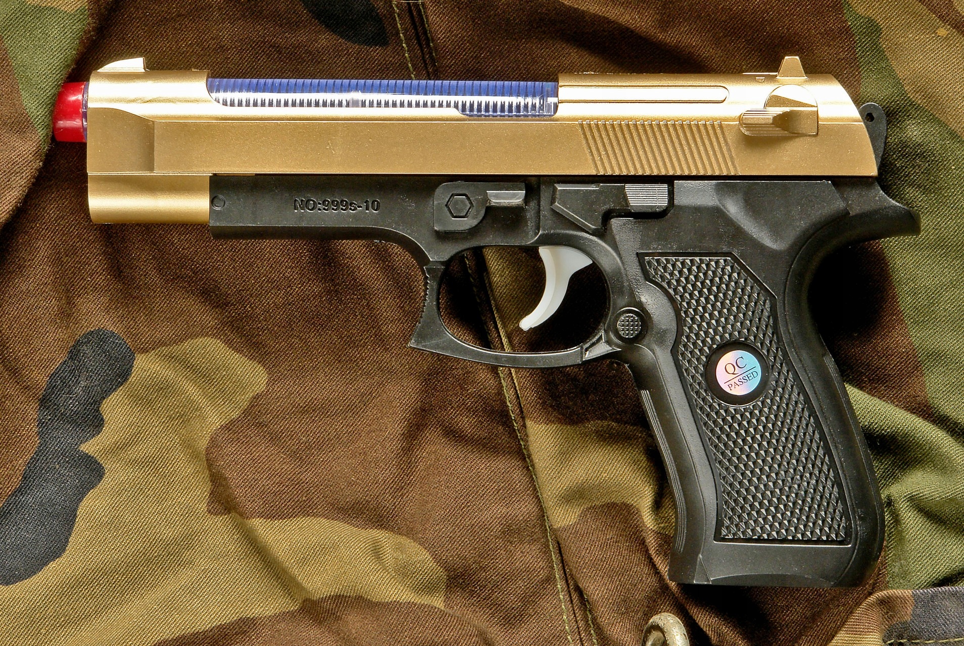 Beretta 92-dźwięk, migające diody Seria Beretta