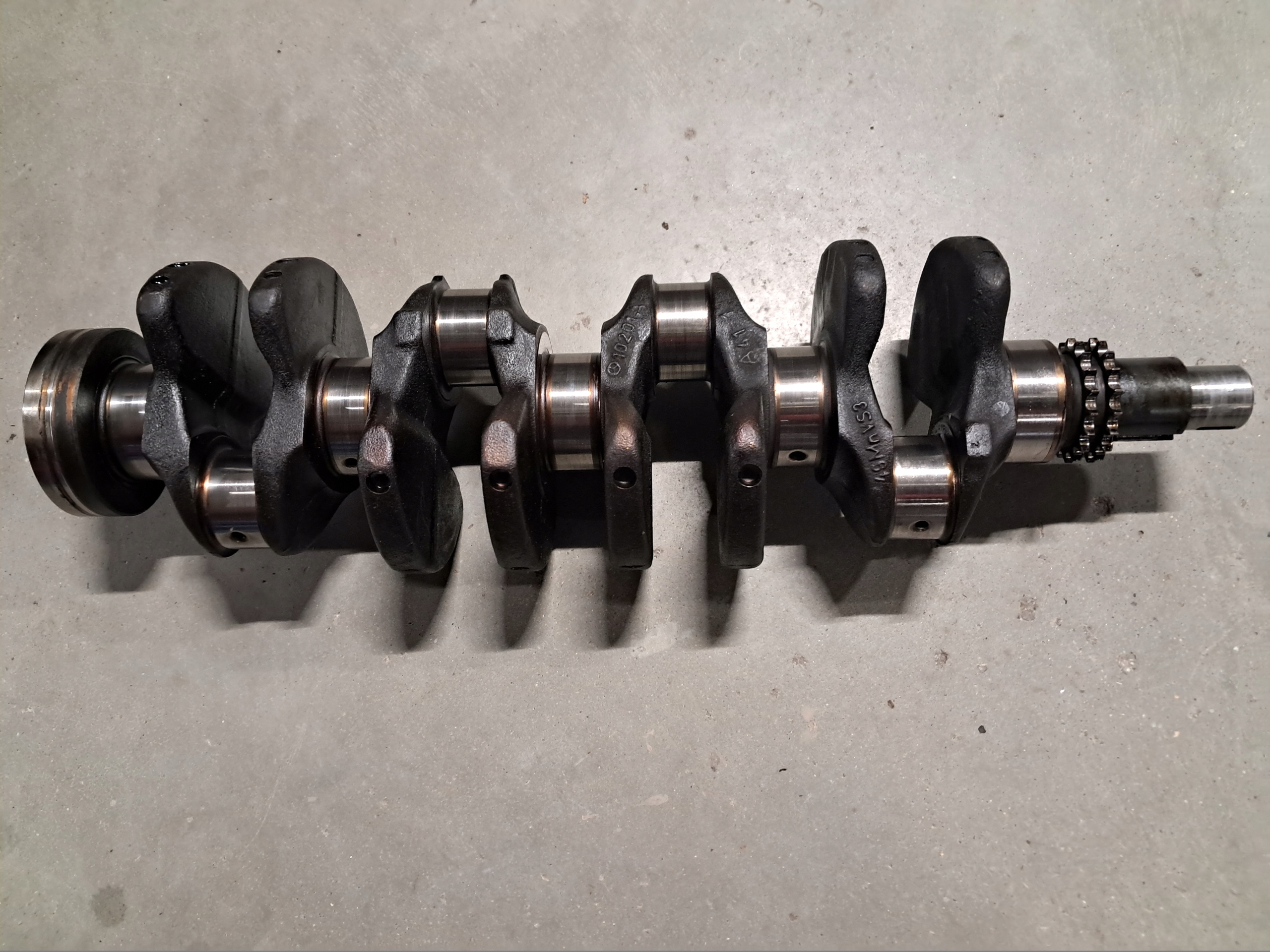 crank MERCEDES W201 190 2,0 102.962