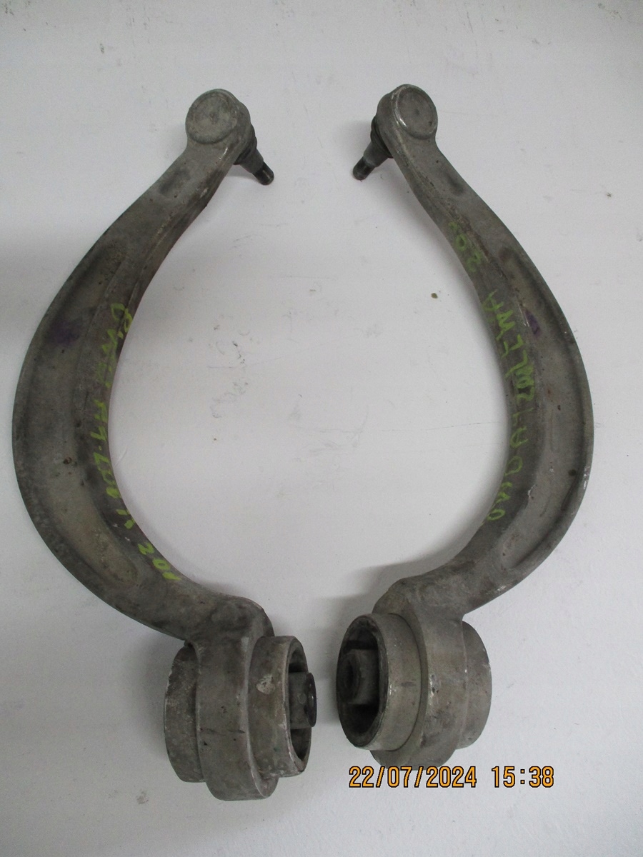 arm front AUDI A4 8W0 2,0TDI 8W0407694A right
