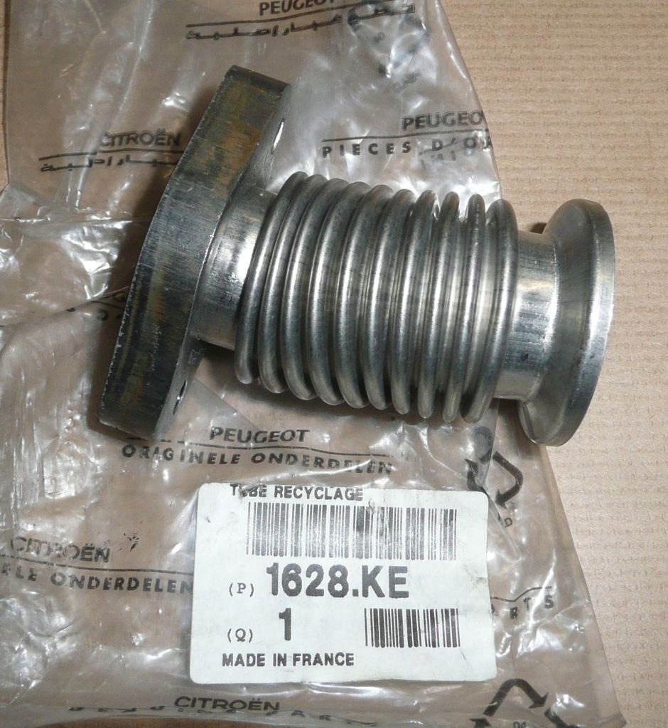 1628.KE - Муфта клапана EGR CITROEN C4, C5, P307 2.0 HDI