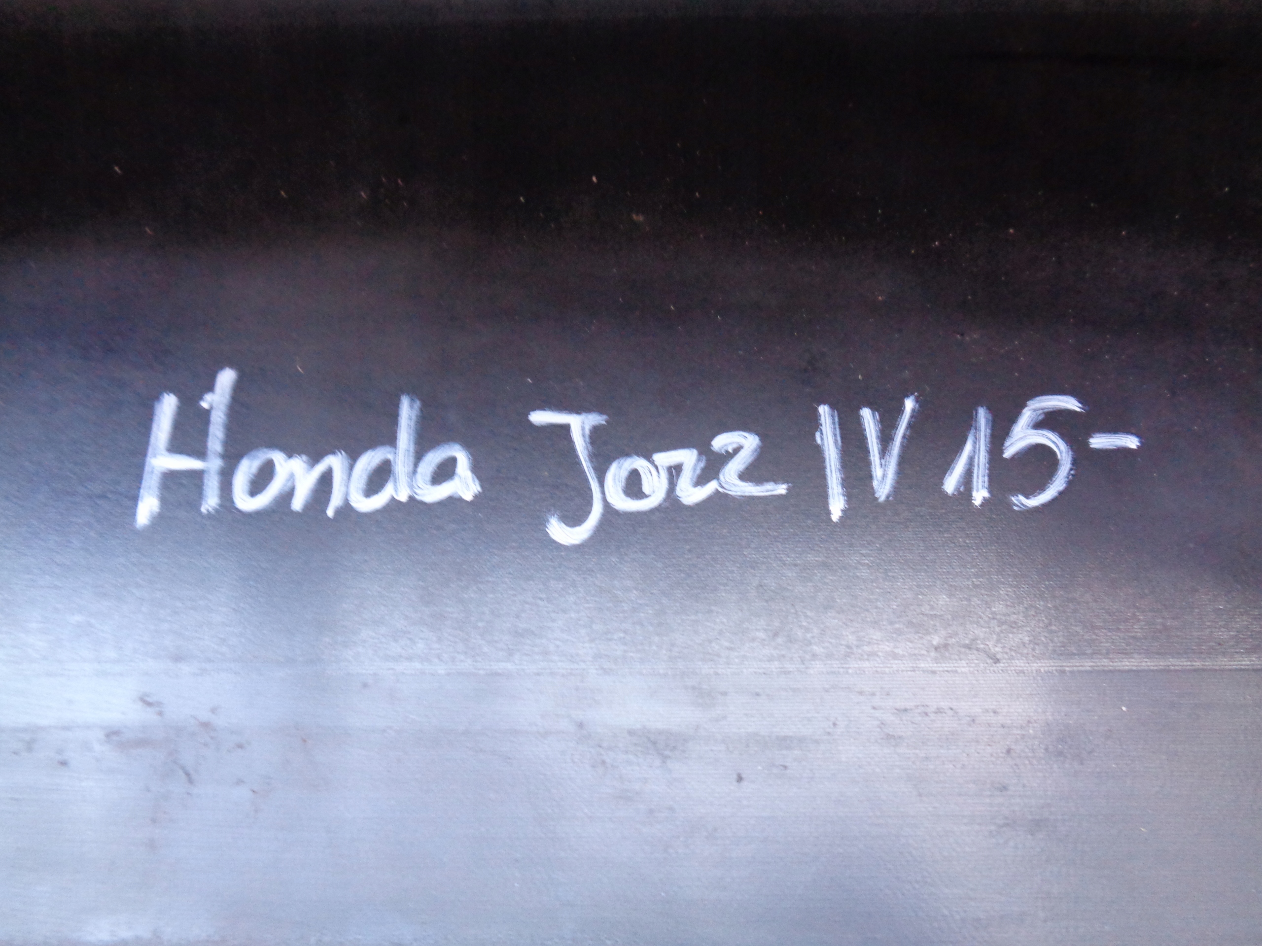 accessories of a bumper front grid HONDA JAZZ IV 15
