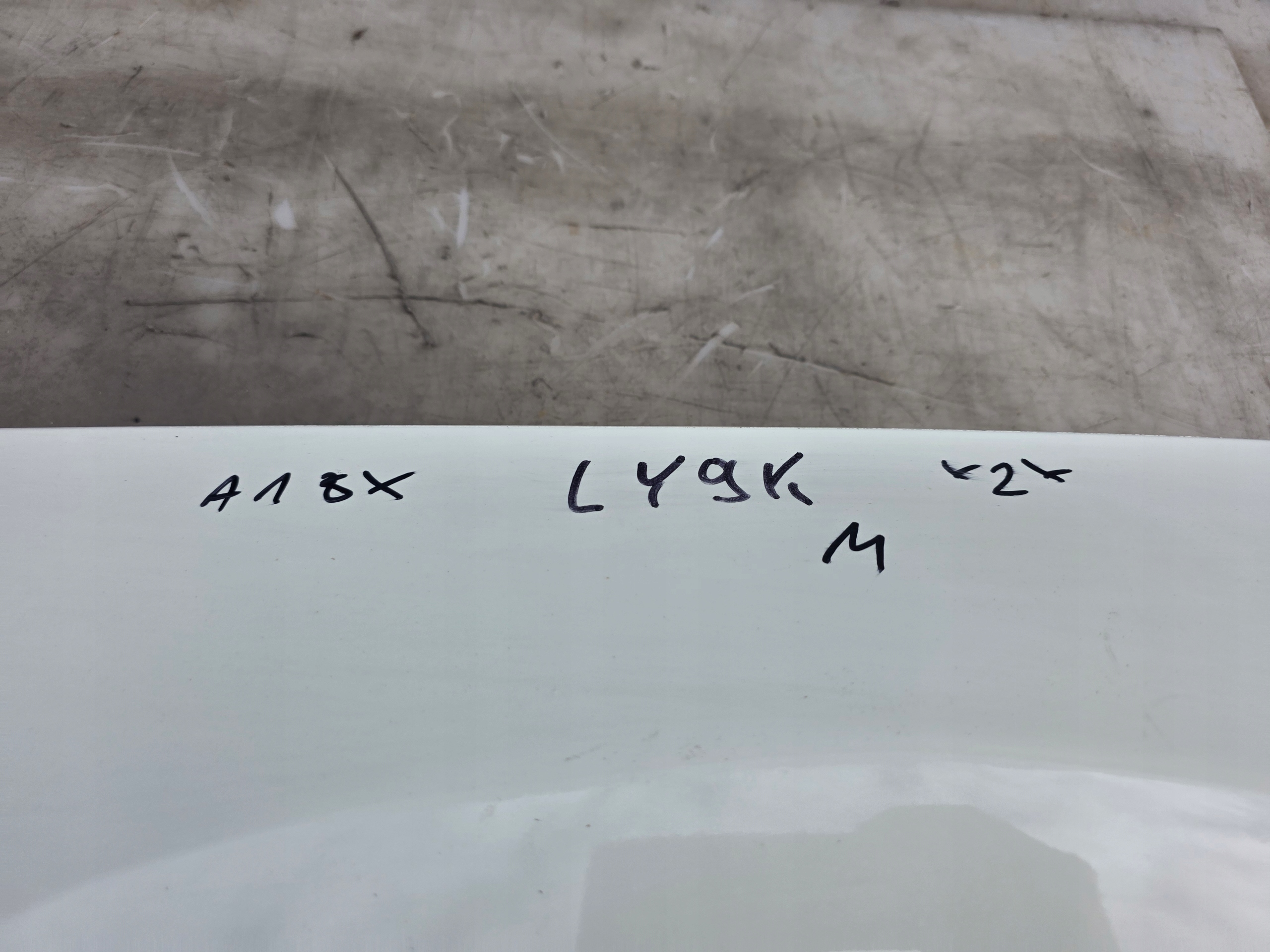 fender right front AUDI A1 8X LY9K 2010-2018 !!! *2*