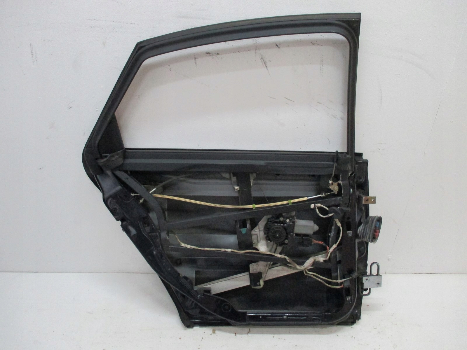 door left rear. AUDI A6 4B0 sedan