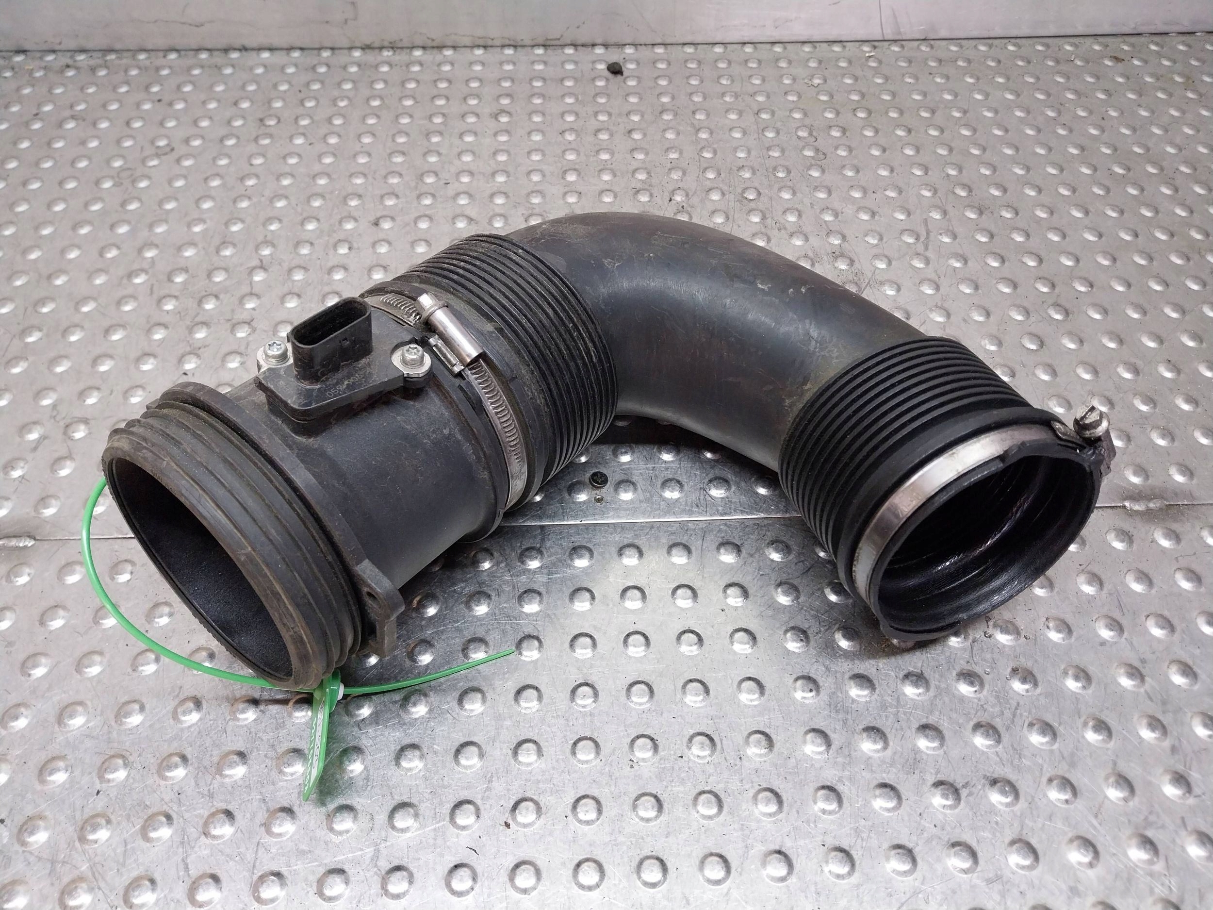 Schlauch filter luft Luftmassenmesser 059906461S AUDI Q7 4M Q8 3.0 TDI 05