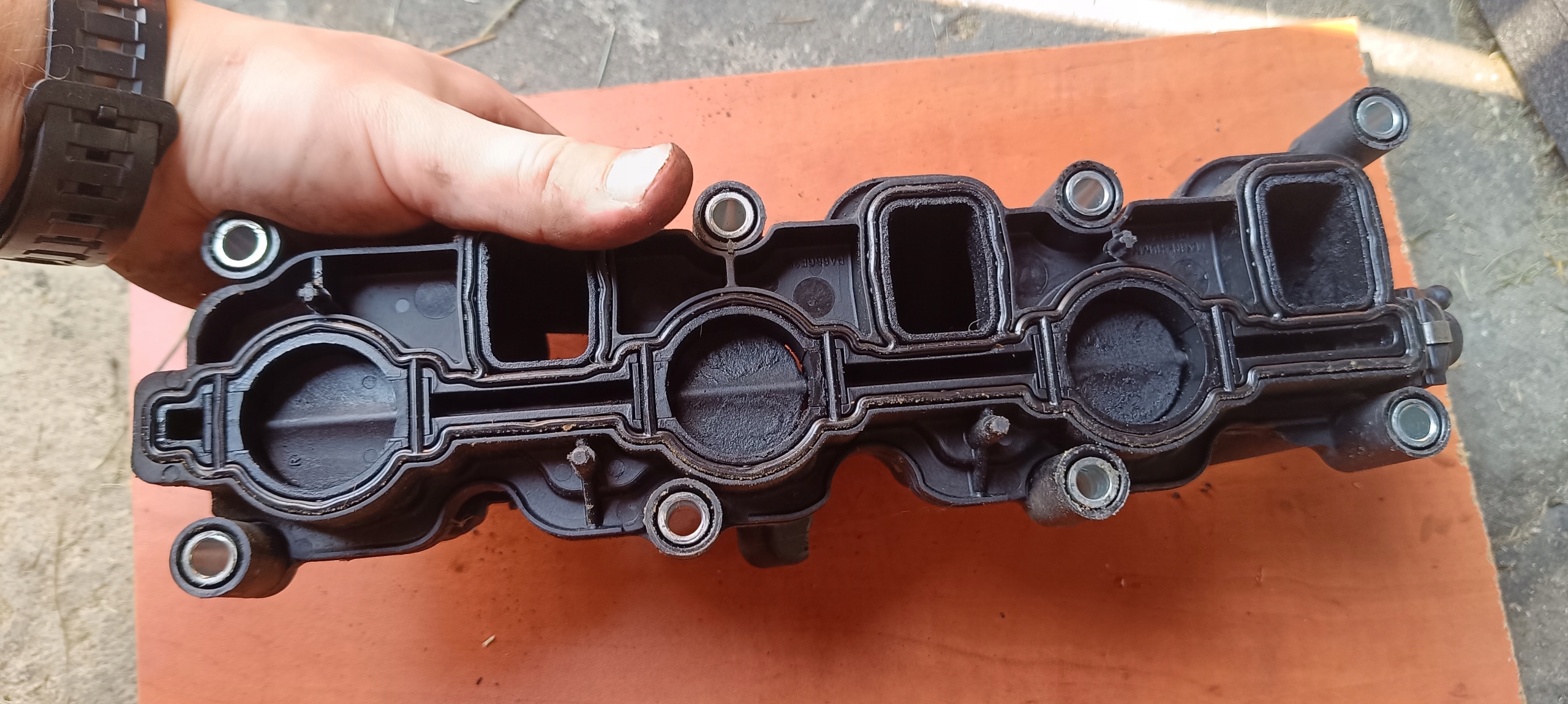 intake manifold right PHAETON A6 3.0TDI 059129712CA