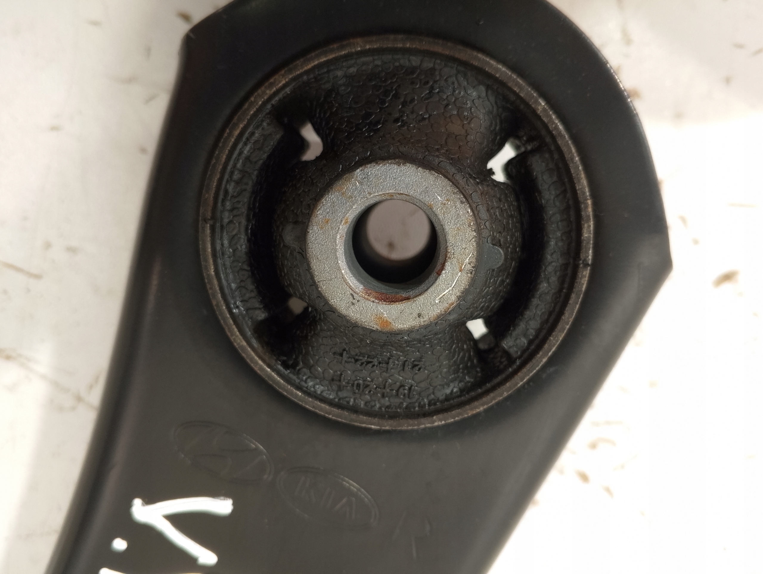 HYUNDAI BAYON HYUNDAI I20 III arm front right (Q150)