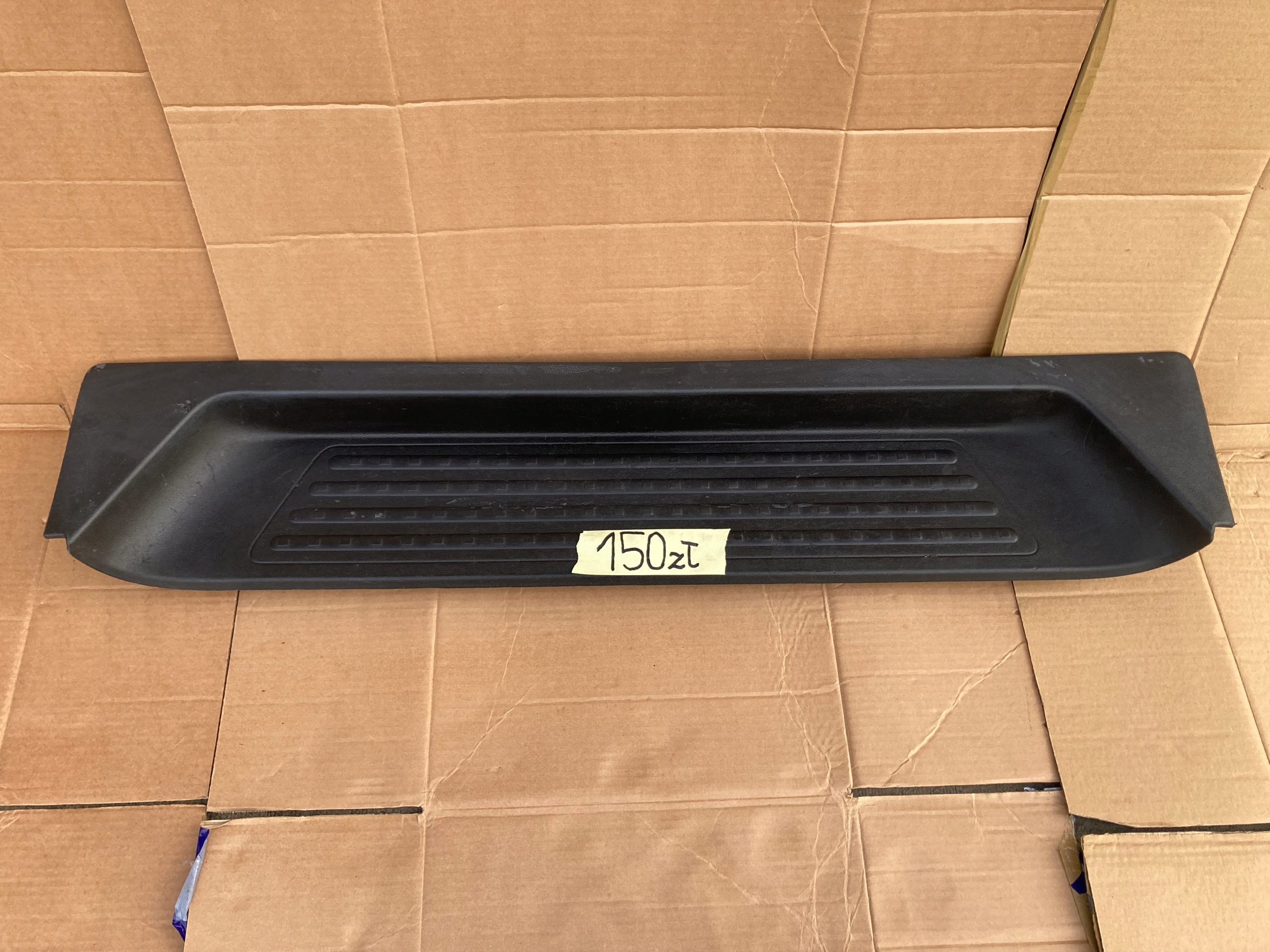 VW T5 TRANSPORTER Lift 10- Stopien cap for threshold door sliding left