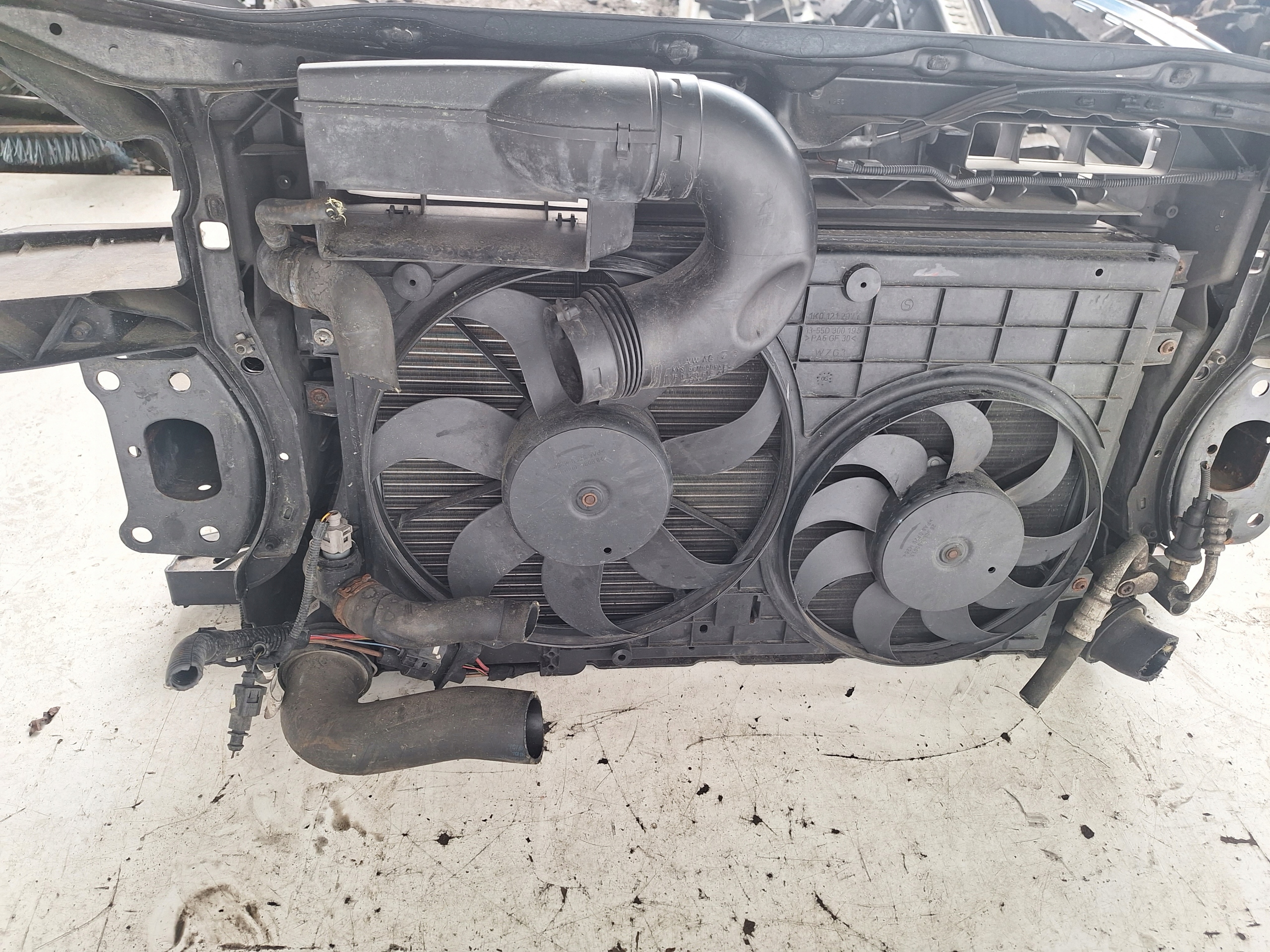 VOLKSWAGEN GOLF V PLUS 05-09 Schlossträger TDI