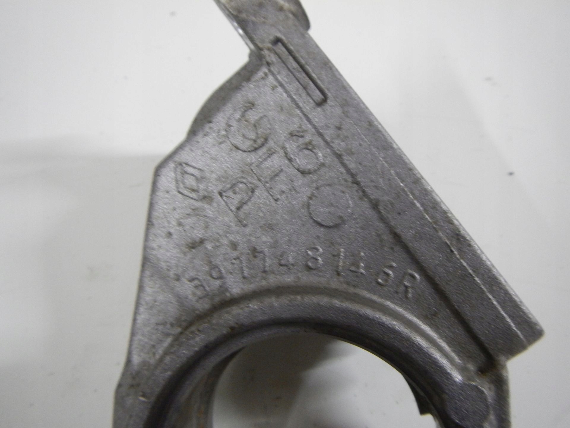 ОПОРА ПОЛУОСИ 397748146R MASTER 2,3 DCI ОРИГИНАЛ