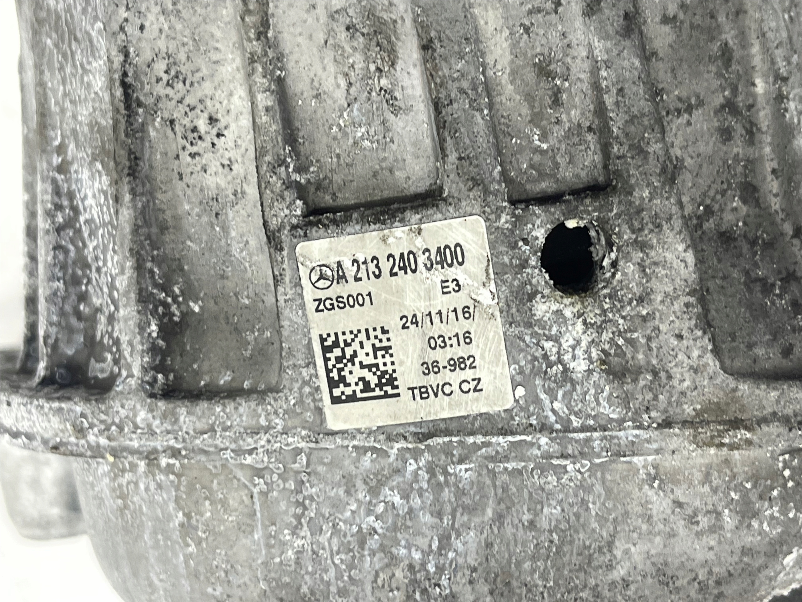 MERCEDES-BENZ W213 engine mount left A2132403400