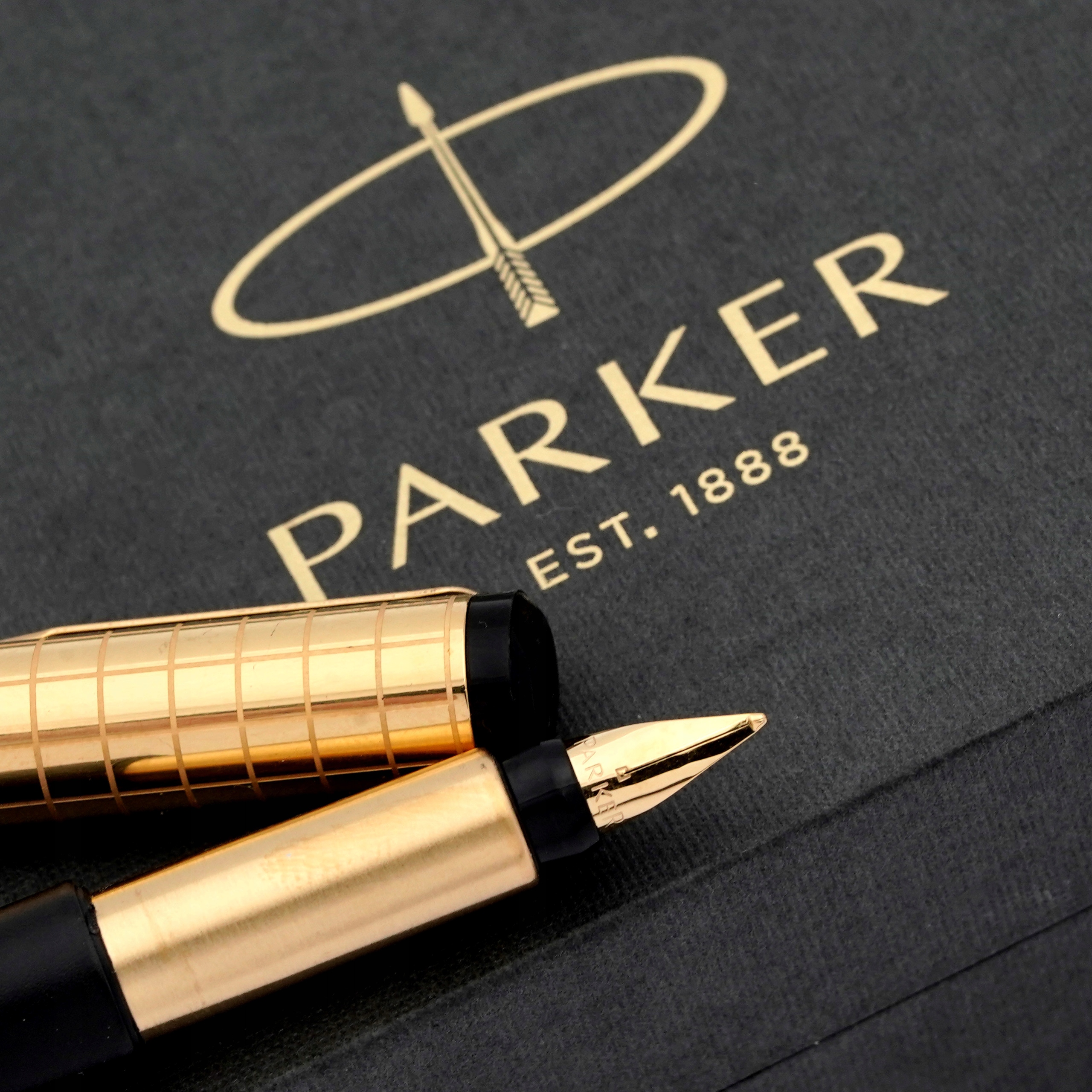 ZŁOTE PIÓRO WIECZNE PARKER 24 KARATY+PUDEŁKO Z GRAWEREM+CERTYFIKAT PREZENT Stan opakowania oryginalne