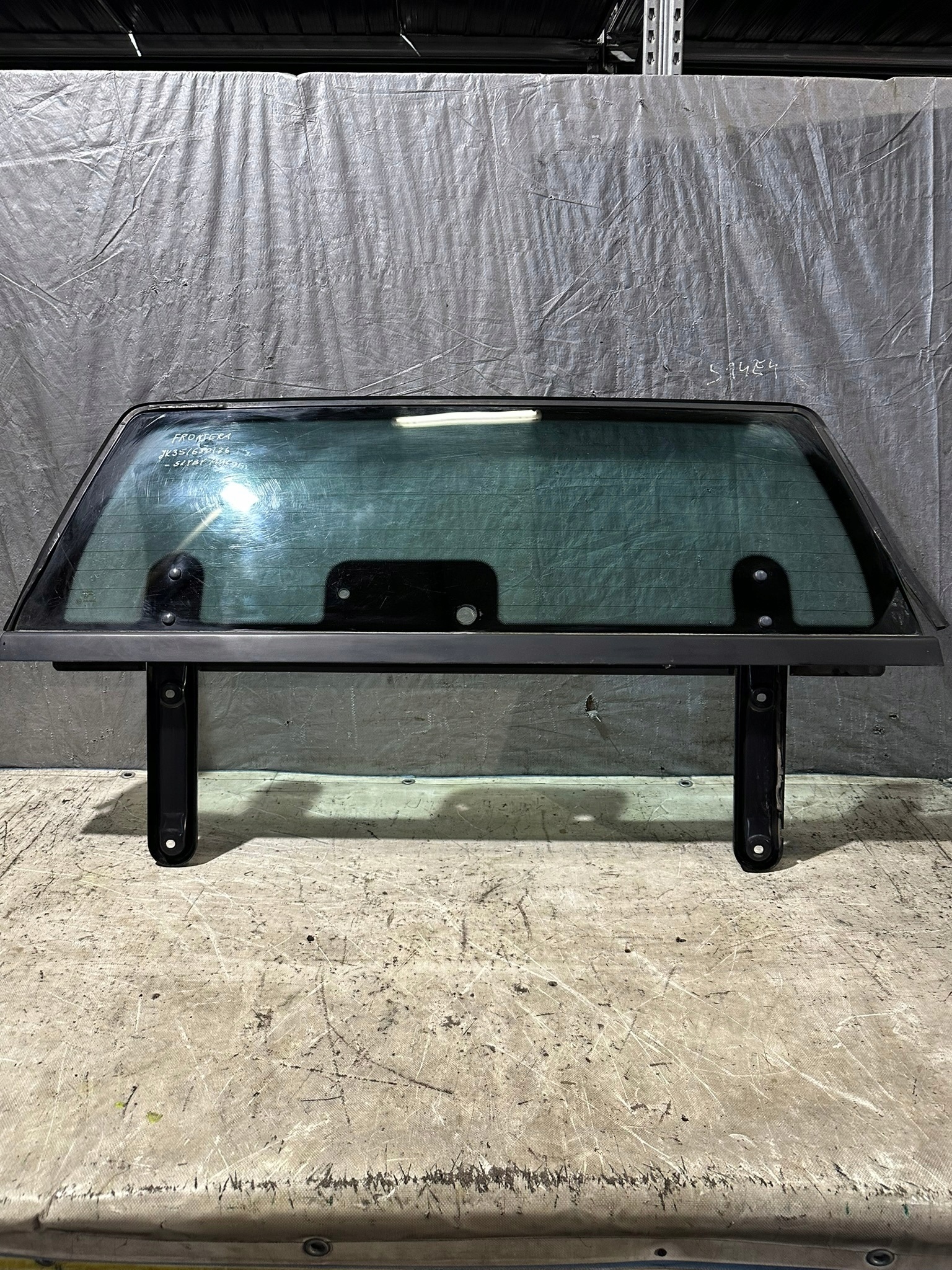 prozor stražnja OPEL FRONTERA A 3D