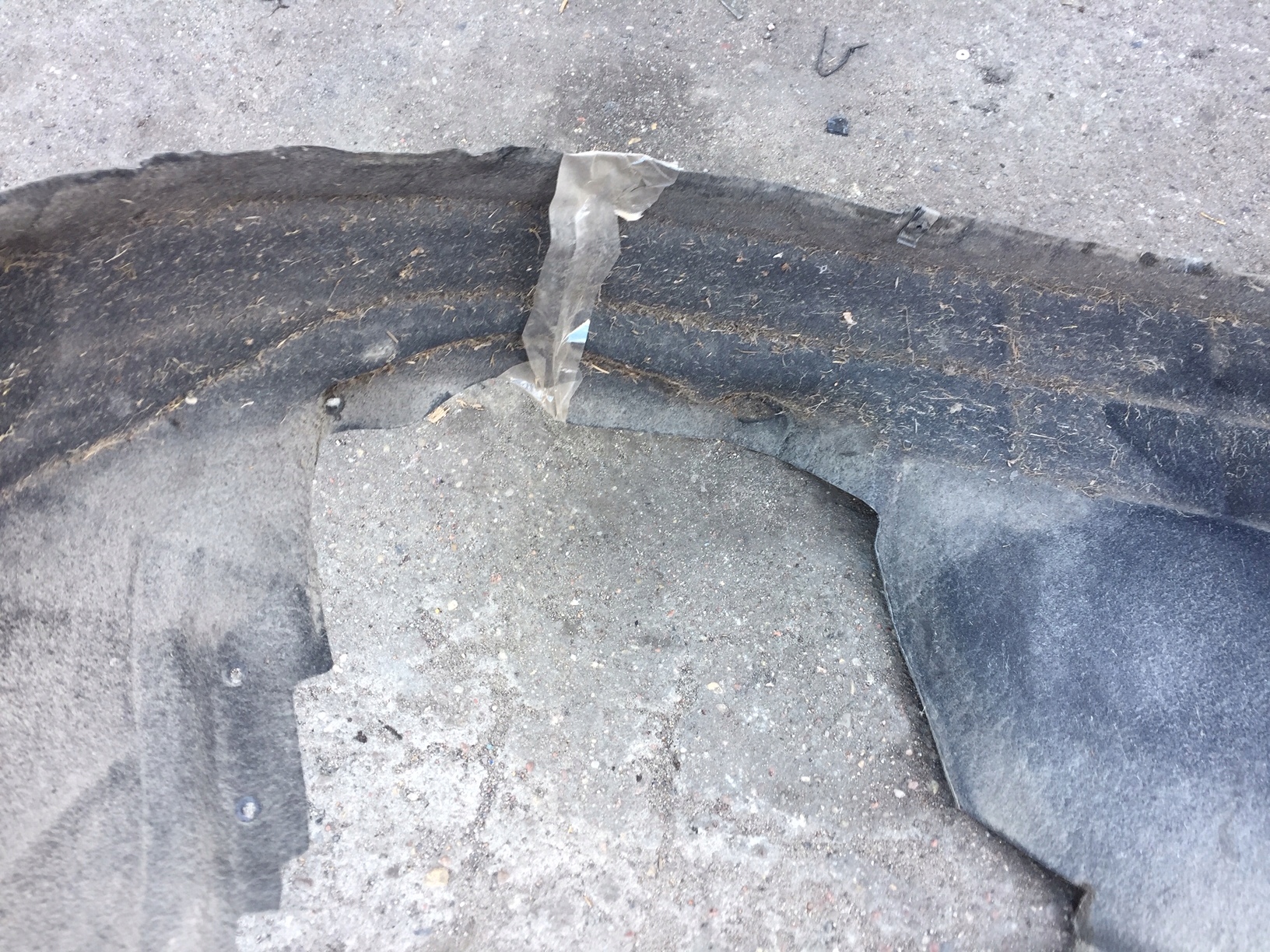 AUDI A6 C6 mudguard side left front 04-11R