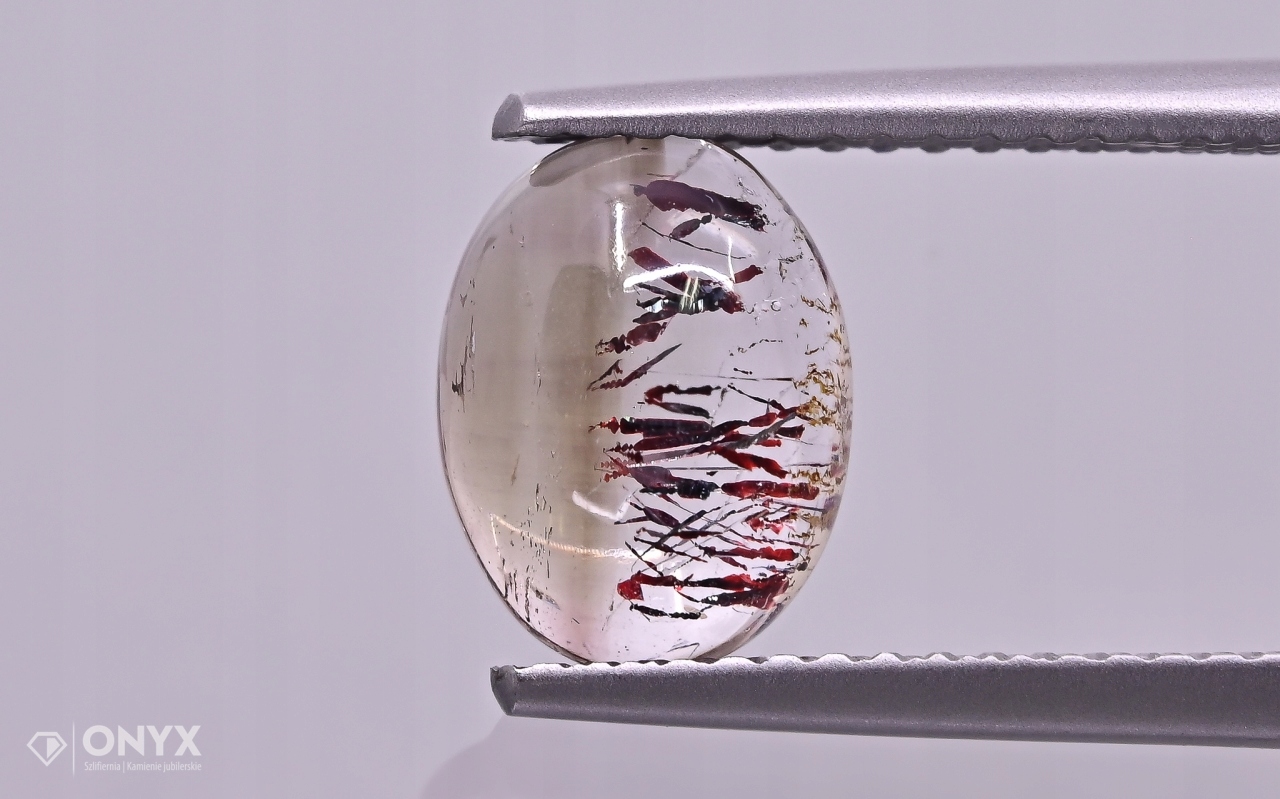 Jahodový křemen kabošon ovál 9x7 mm